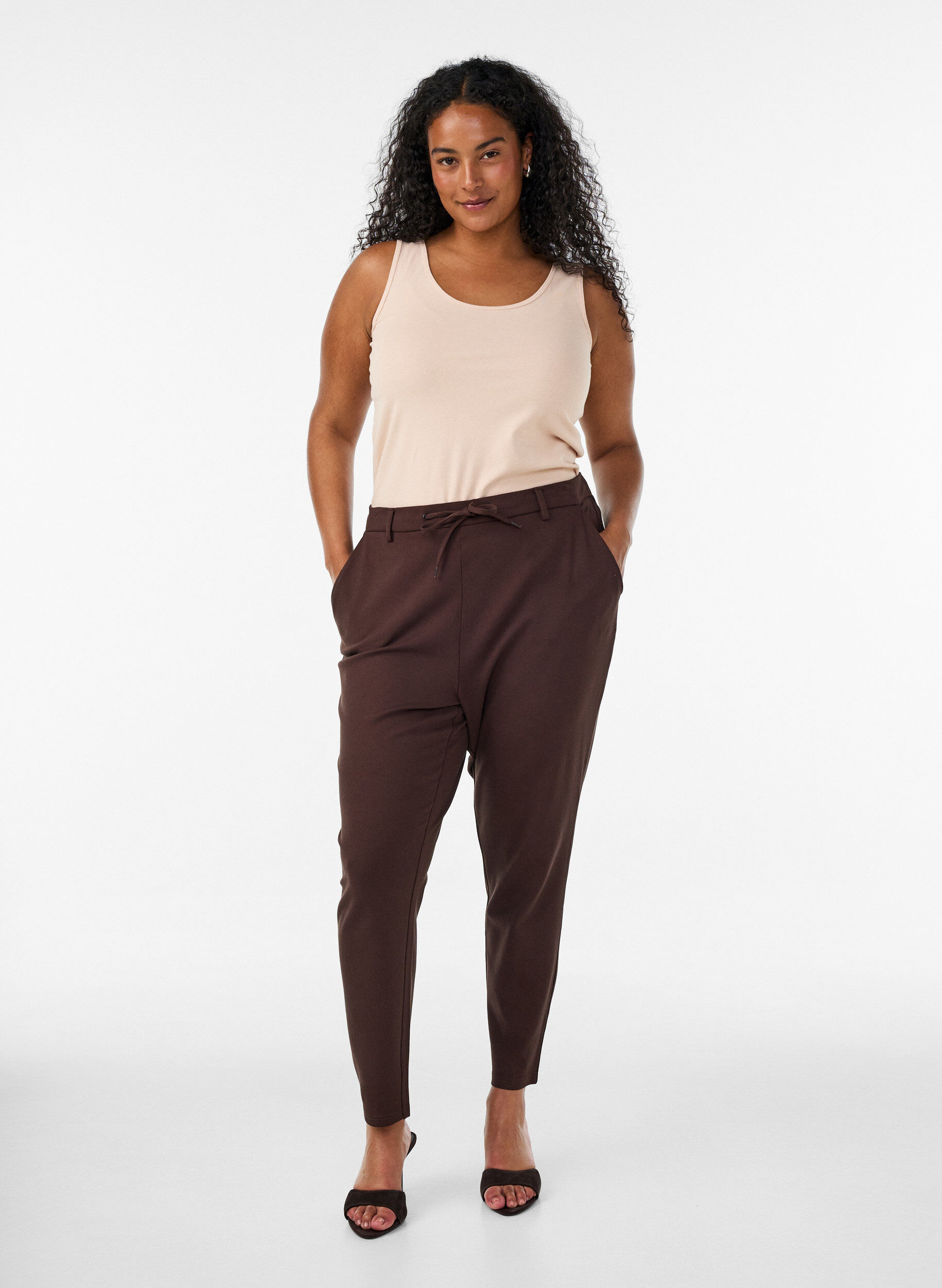 ZizziEinfarbiges Basic Top aus Baumwolle, Beige, Model image number 1