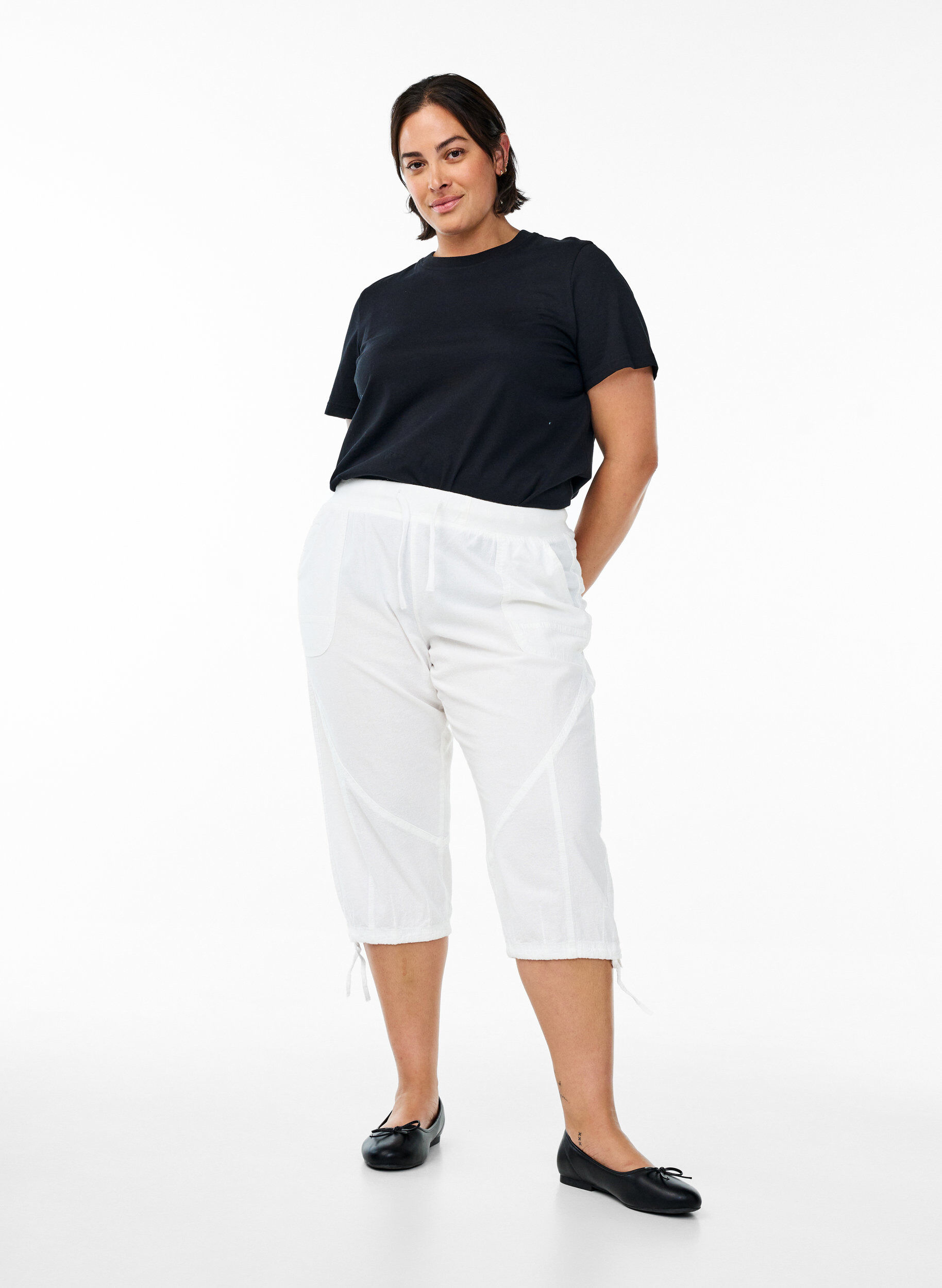 Capri-Hose aus Baumwolle, Wei&szlig;, Model