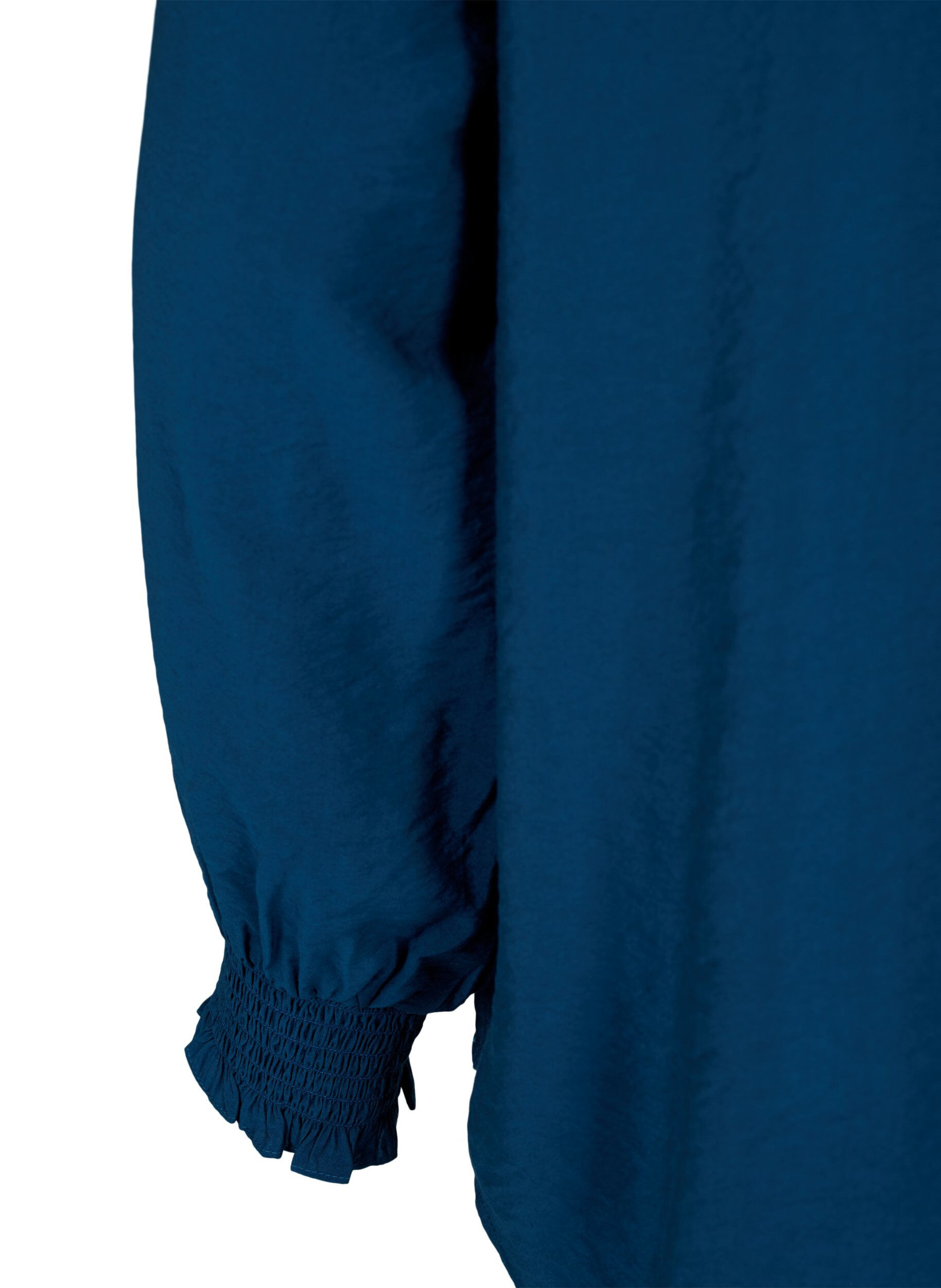 Zizzi  Viskosebluse mit R&uuml;schen und Stickereien, Titan, Packshot image number 3