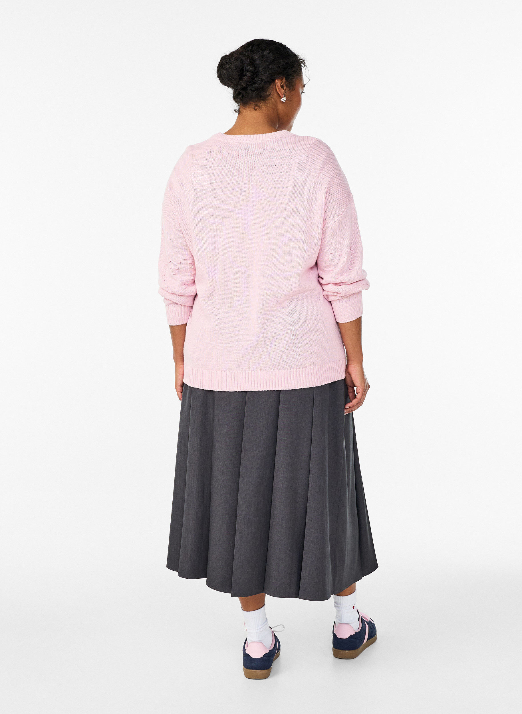 Zizzi Midirock mit breiten Falten, Grau, Model image number 1