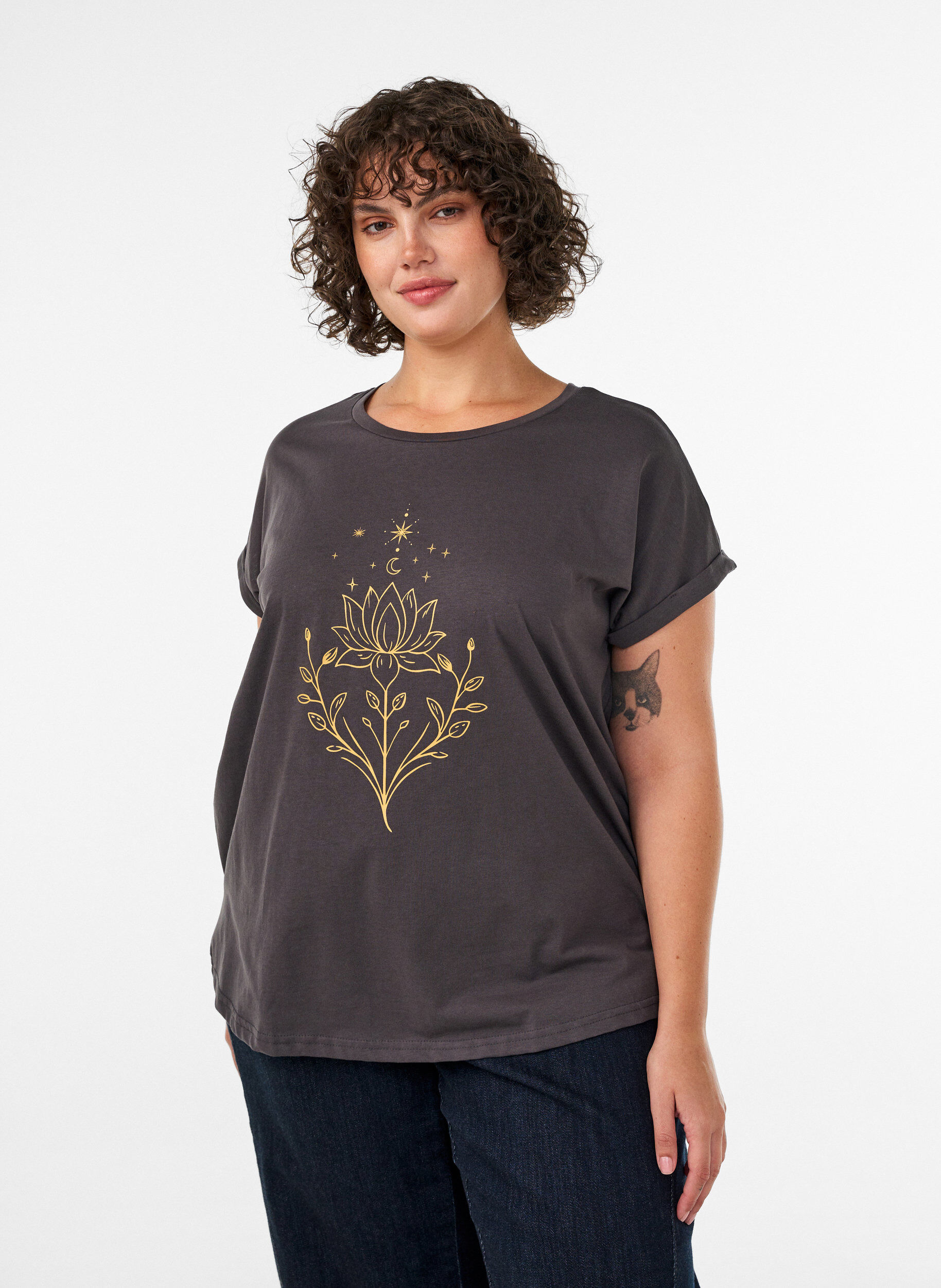 T-Shirt mit dekorativem Frontprint, Grau, Model