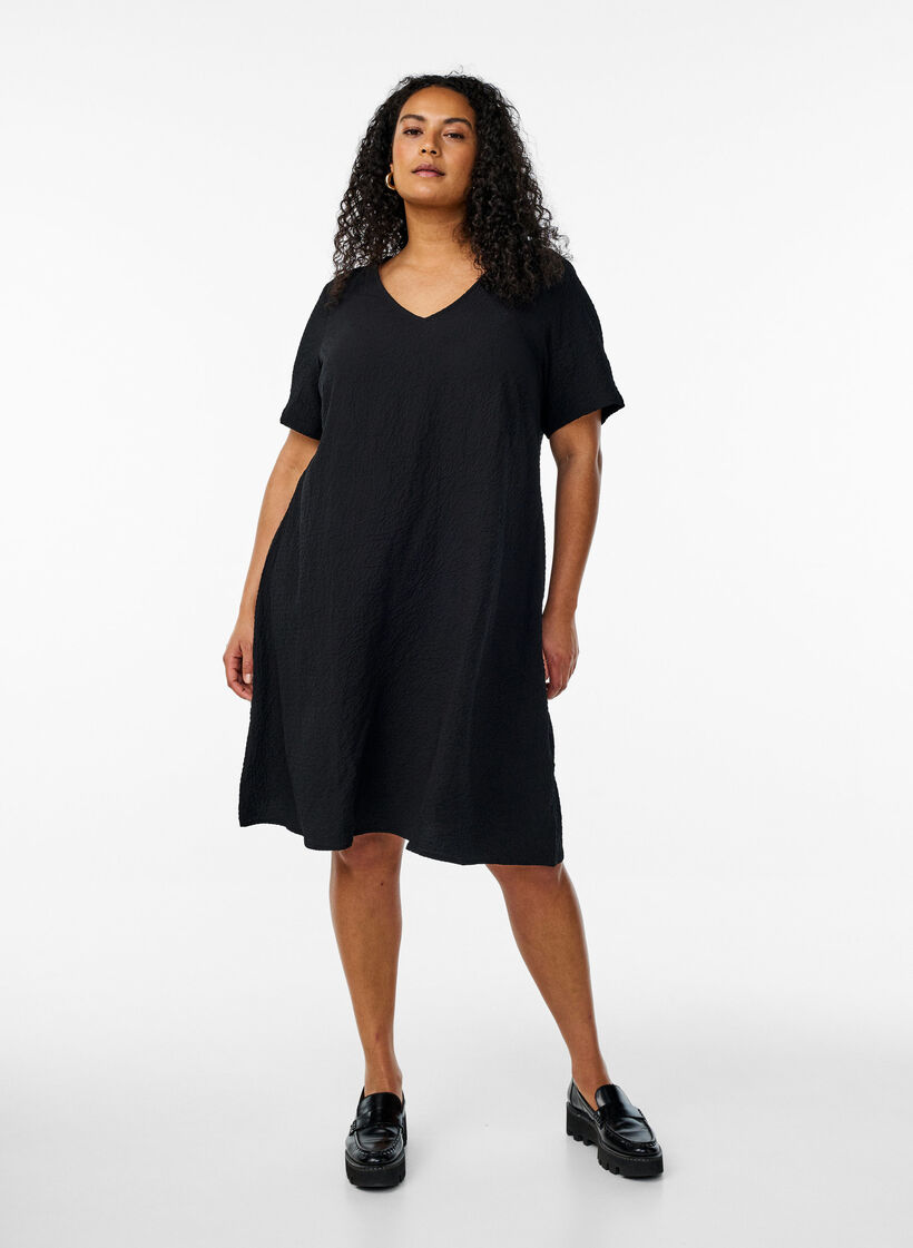 FLASH - Kleid mit kurzen &Auml;rmeln und V-Ausschnitt, Schwarz, Model image number 1