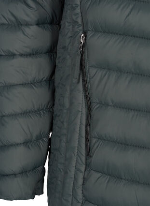 Gesteppte Leichtgewichtsjacke mit abnehmbarer Kapuze und Taschen, Urban Chic, Packshot image number 3