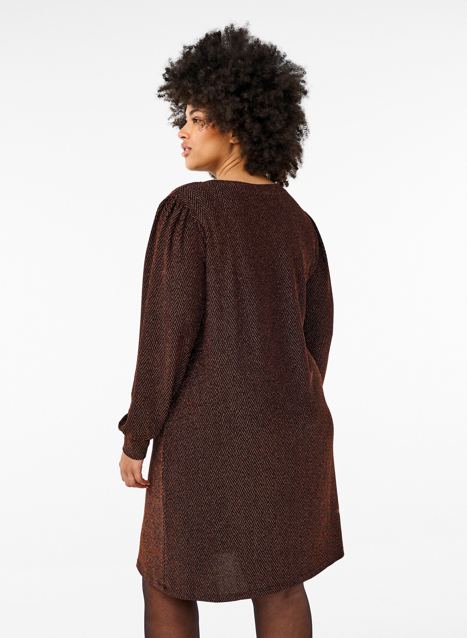 Zizzi Kleid mit Zickzackmuster und Glitzer, Copper ZigZagShimmer, Model image number 1