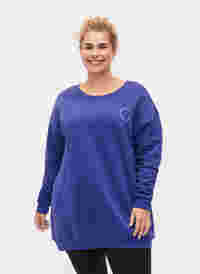 Sweatshirt aus Baumwolle mit Print, Deep Blue, Model