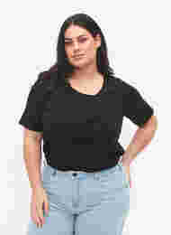 Kurzärmelige Bluse aus gerippter Baumwolle, Black, Model