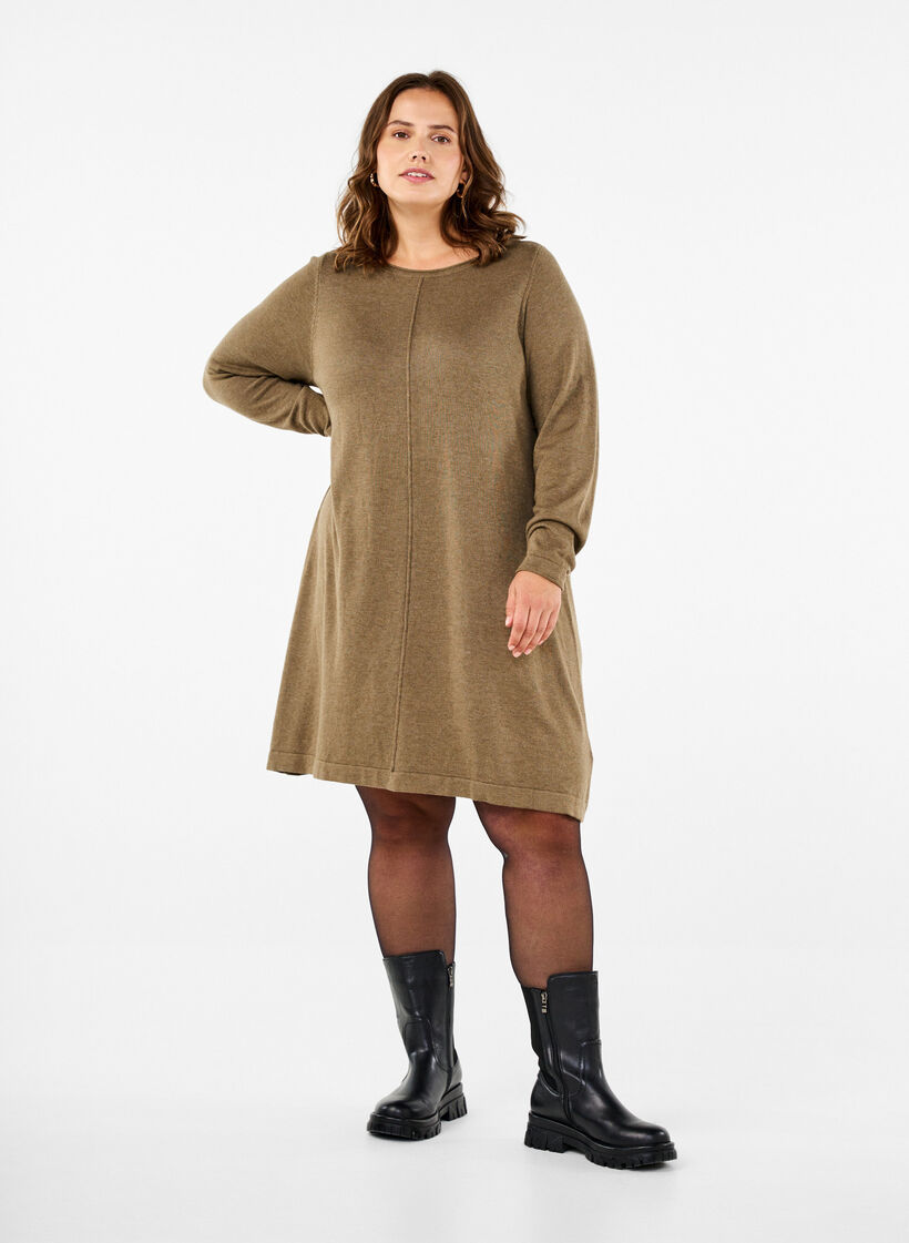 Strickkleid aus Baumwoll-Viskose-Mischung, Grün, Model image number 1