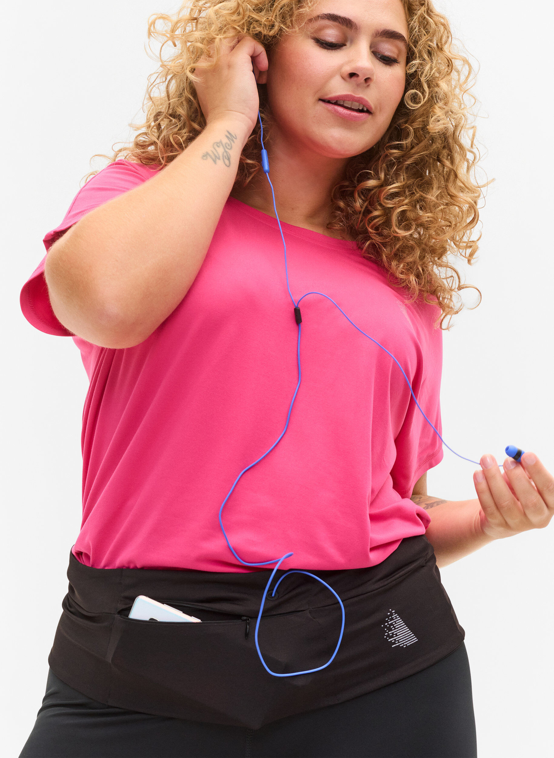 Zizzi Laufg&uuml;rtel mit Reflektoren und Taschen, Black, Model image number 2