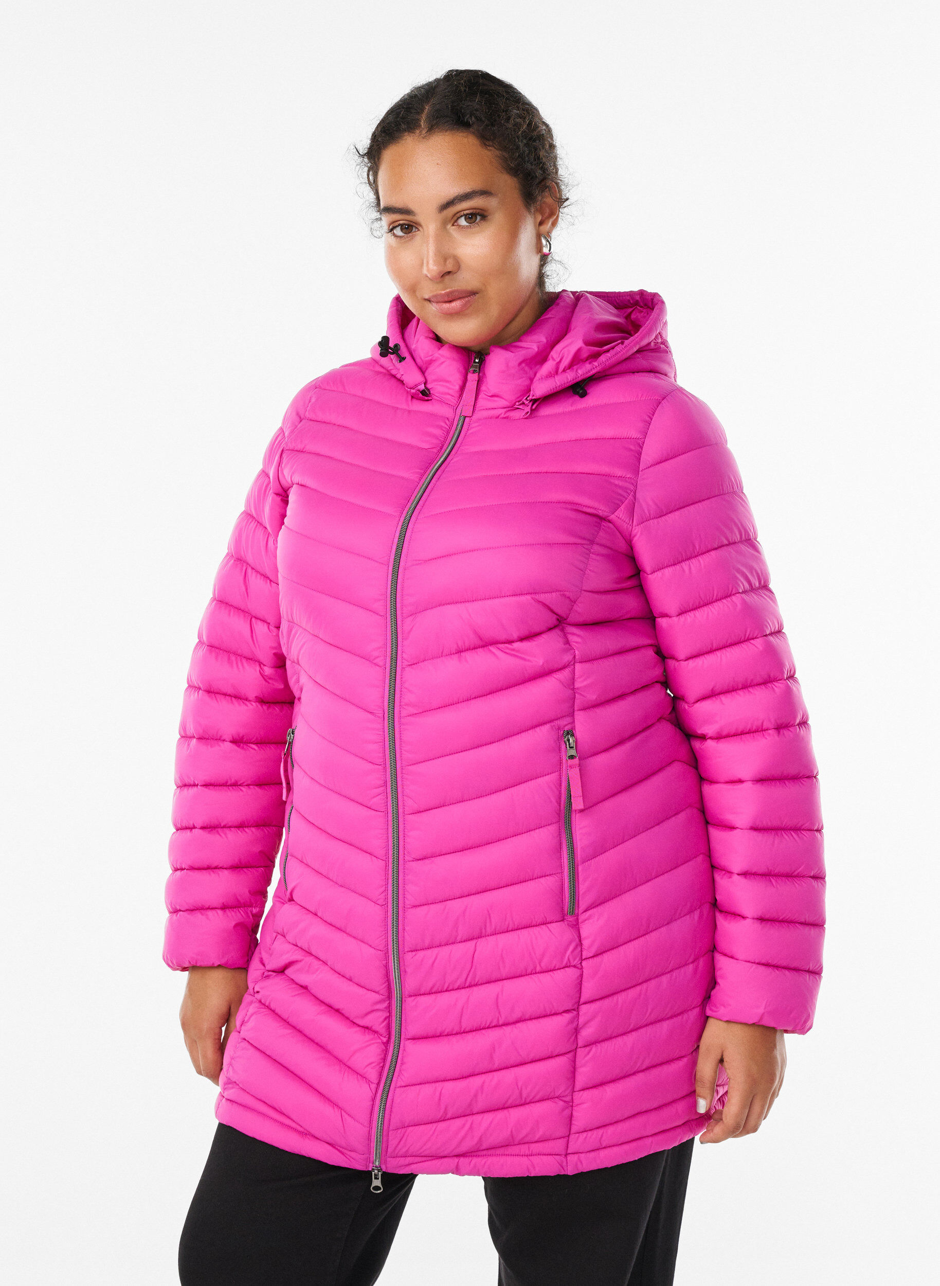 ZizziLeichte Jacke mit Taschen und abnehmbarer Kapuze, Rot, Model image number 0