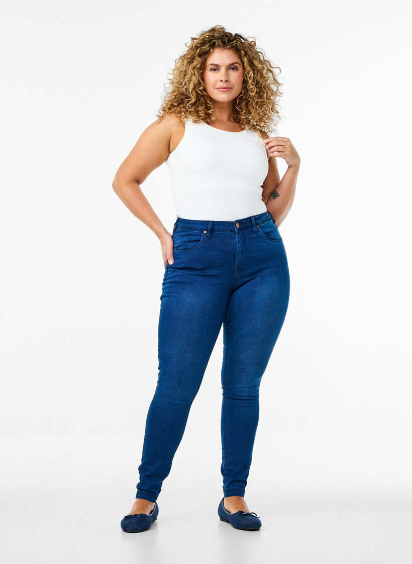 Extra schmale Amy Jeans mit hoher Taille, Blue Denim, Model image number 0