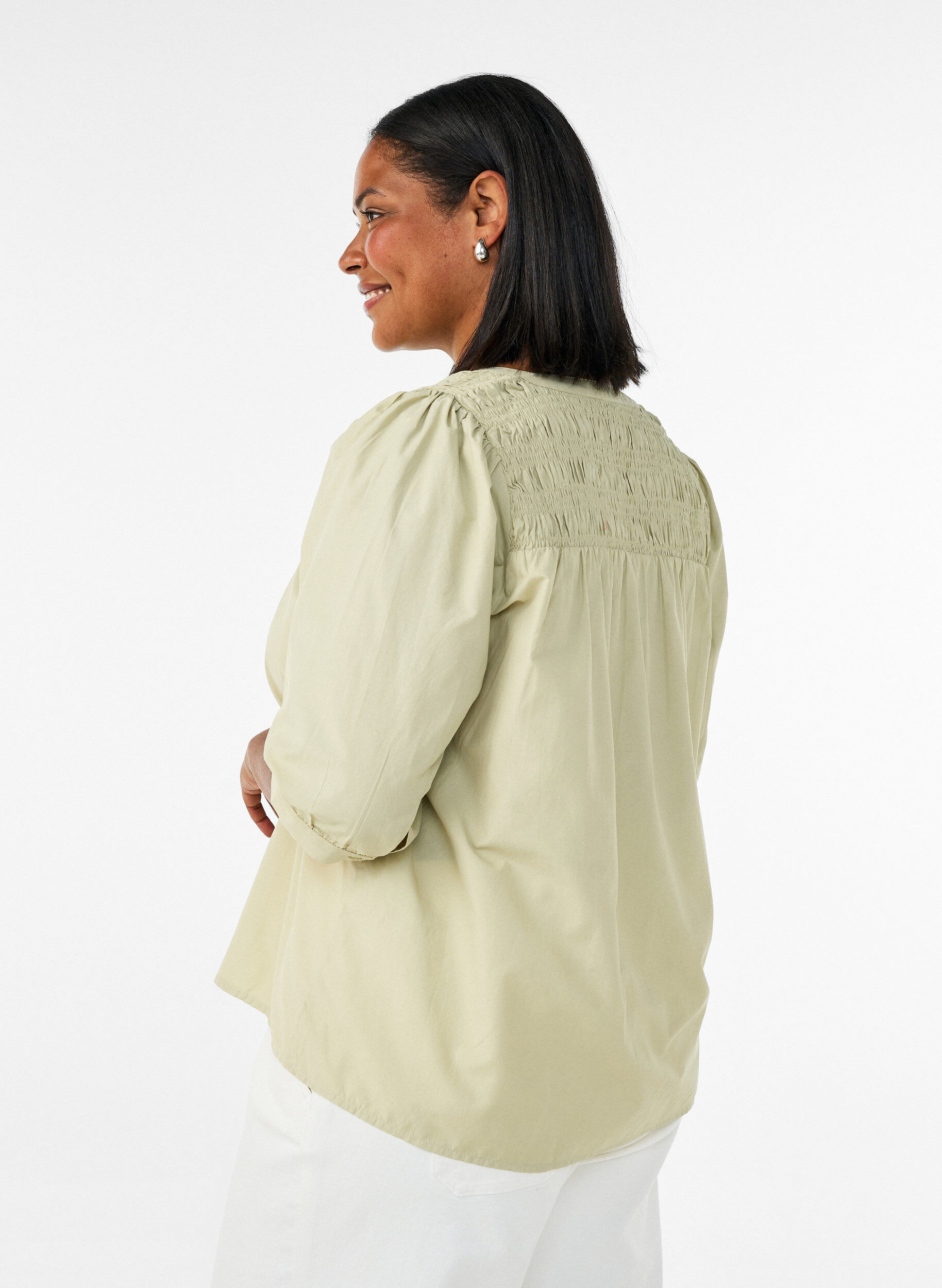 ZizziBluse mit Smock und 3/4-&Auml;rmeln, Gr&uuml;n, Model image number 2