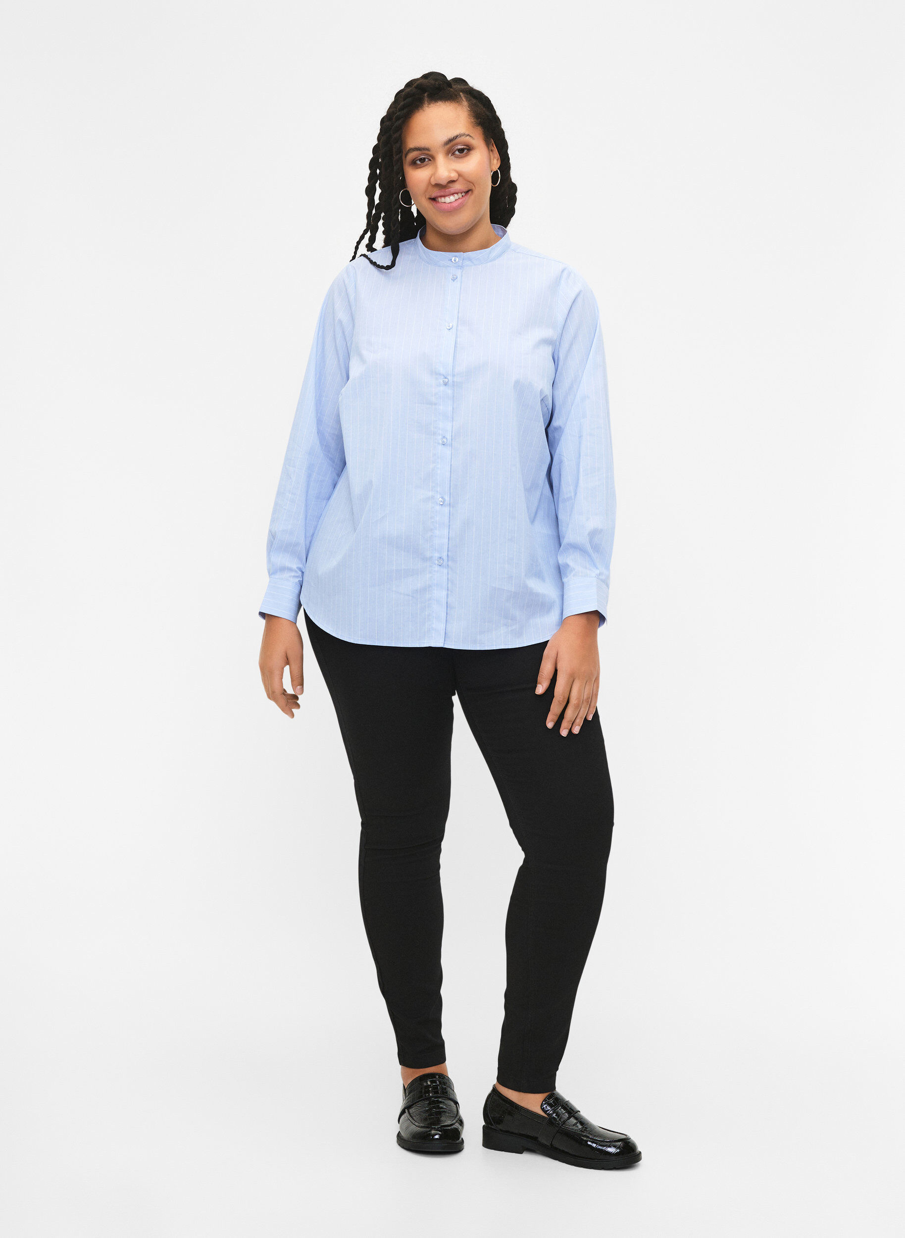 Zizzi FLASH &ndash; Nadelstreifenhemd, Light Blue Stripe, Model image number 2