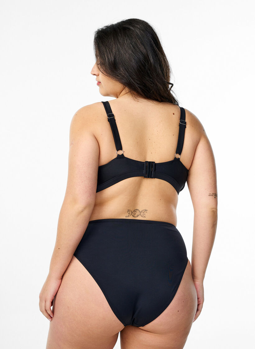 Triangel-Bikinioberteil mit Wickeldetail, Schwarz, Model image number 2