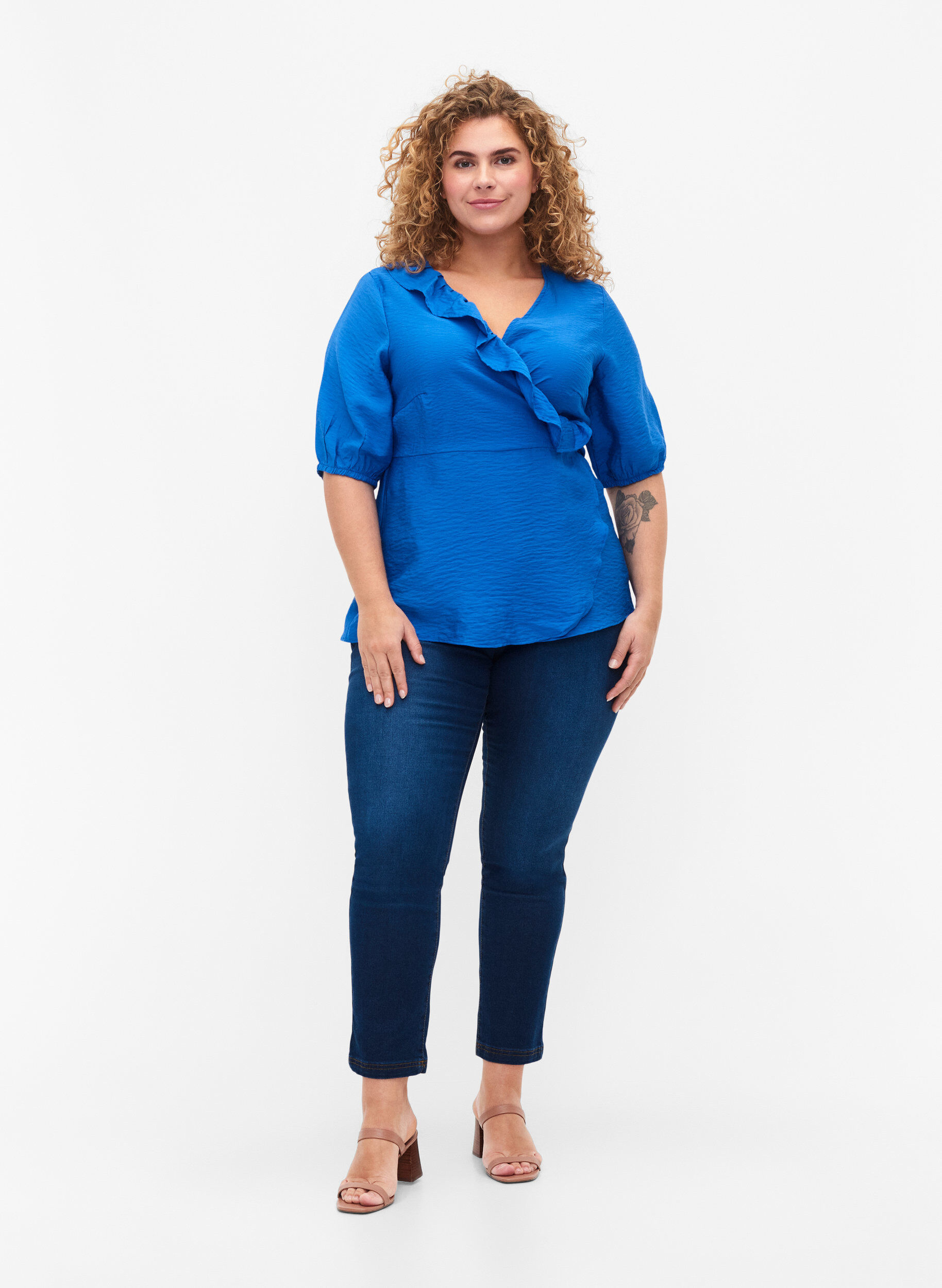 Zizzi Wickelbluse aus Viskose mit halblangen &Auml;rmeln, Olympian Blue, Model image number 2