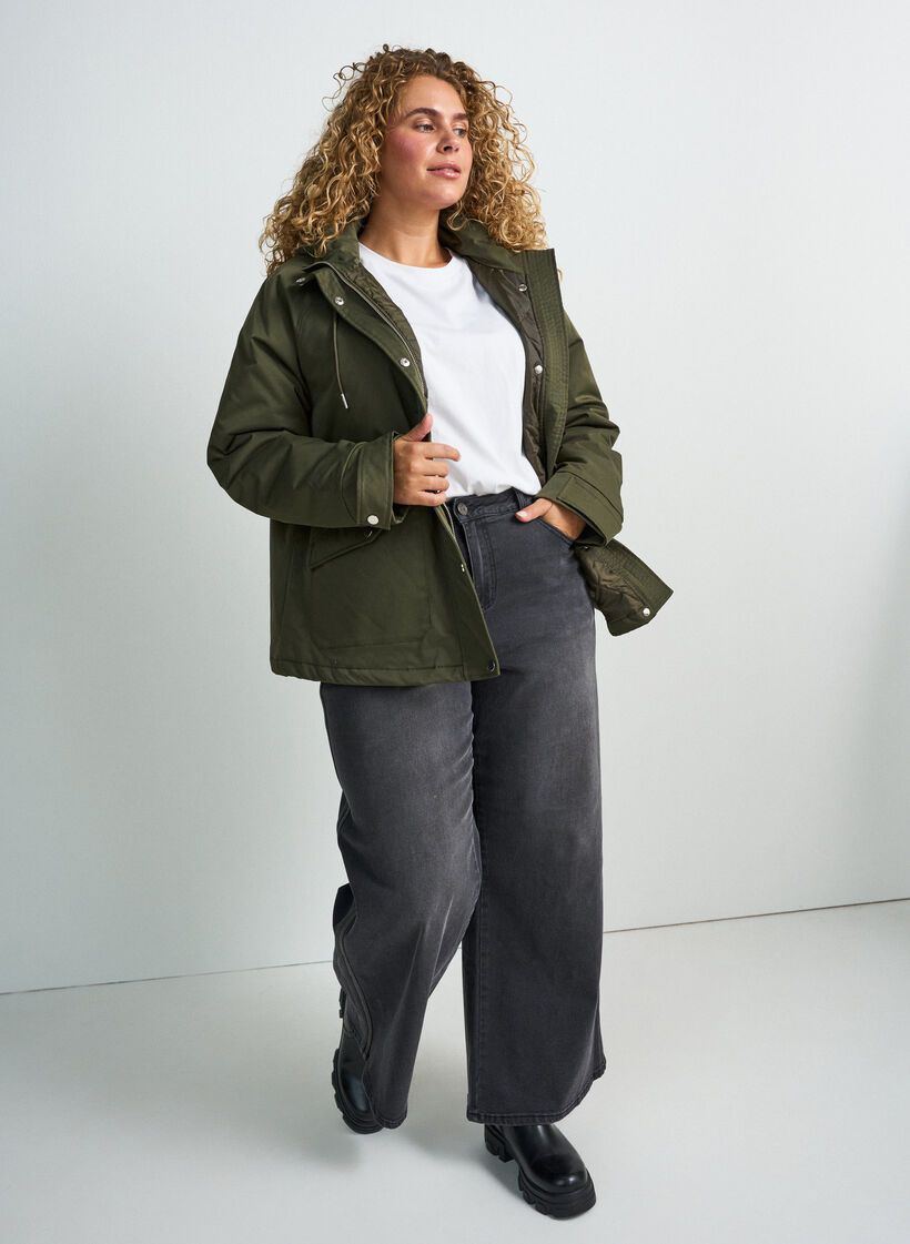 Gepolsterter Parka mit einer abnehmbaren Kapuze, Gr&uuml;n, Model image number 1