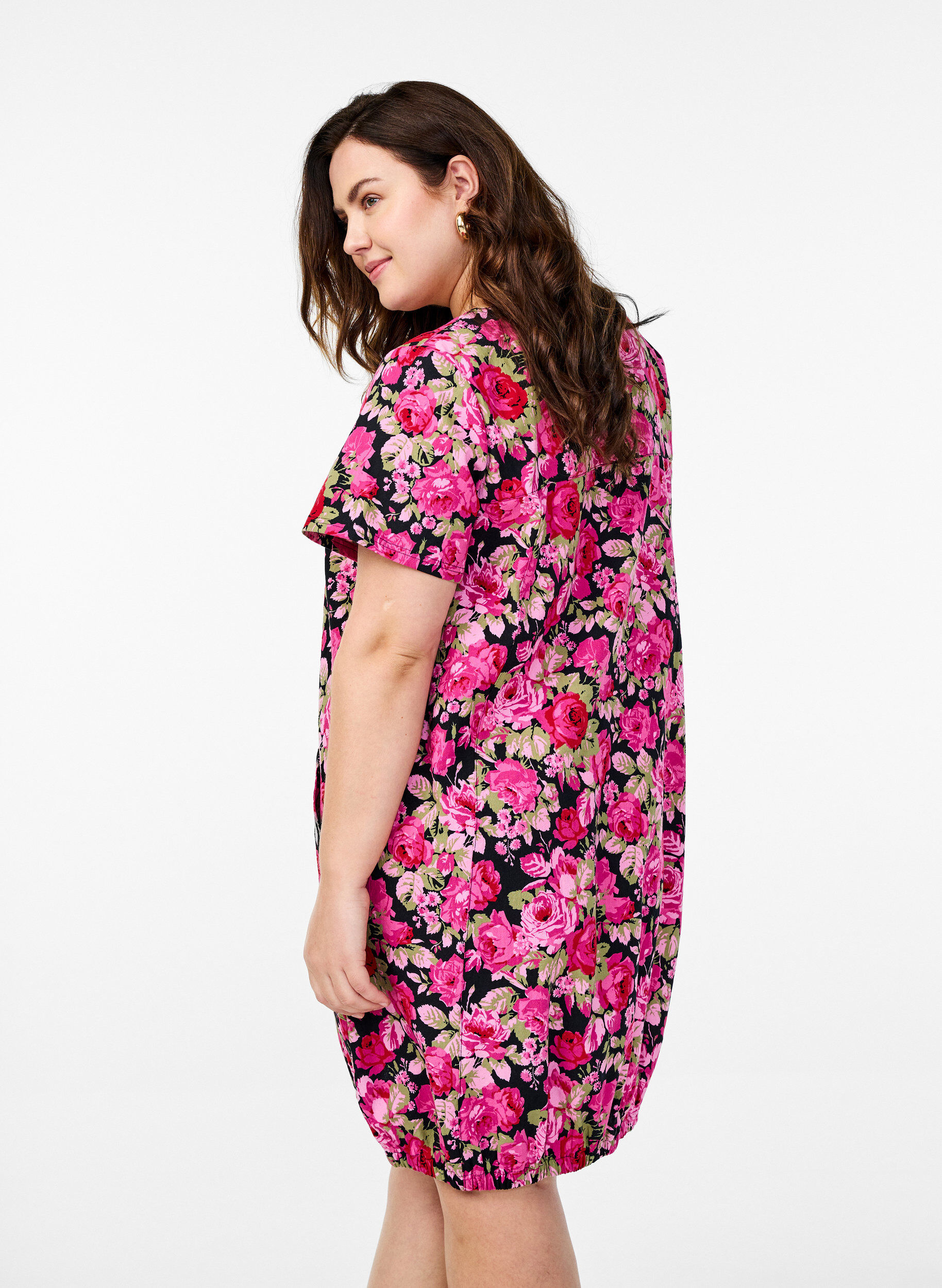 ZizziKurz&auml;rmliges Baumwollkleid mit Aufdruck, Schwarz, Model image number 2