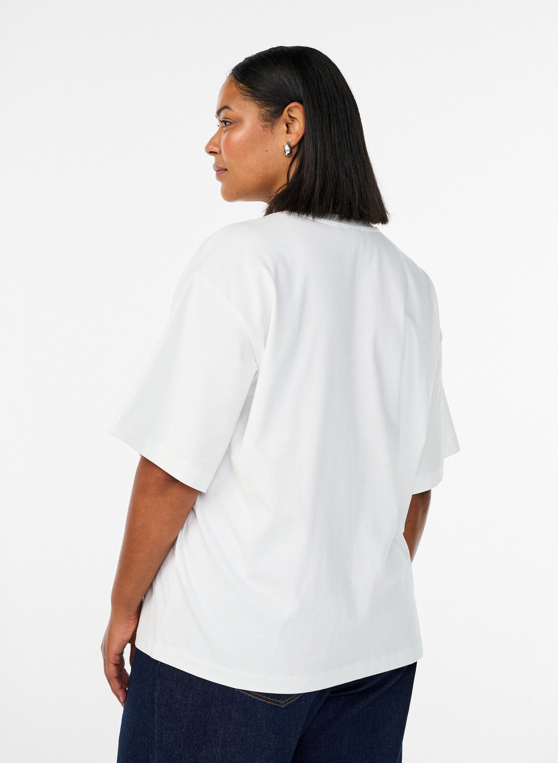 Zizzi Oversize-T-Shirt mit halben &Auml;rmeln, Wei&szlig;, Model image number 2
