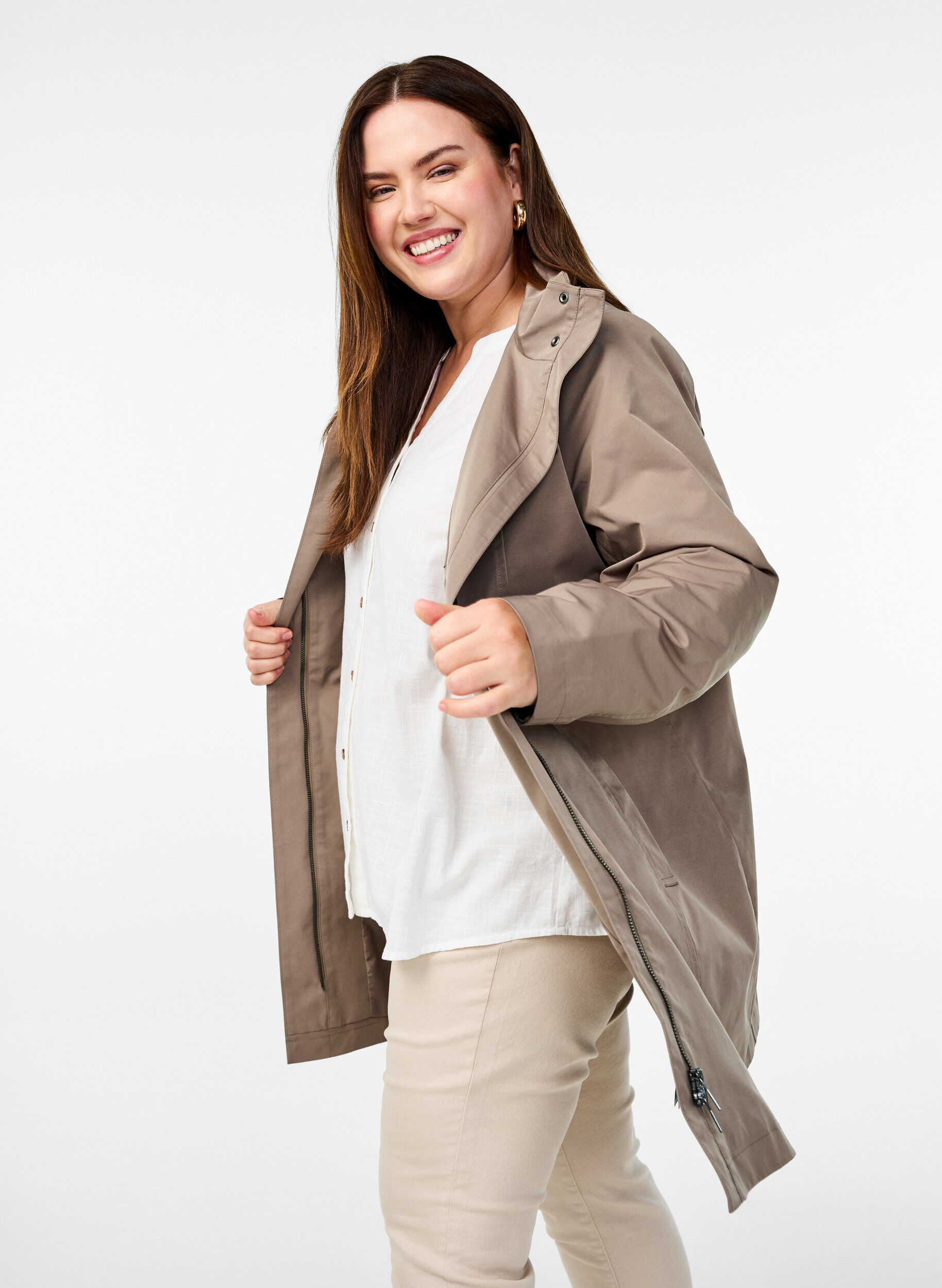 Zizzi Jacke mit Taschen und hohem Kragen, Braun, Image image number 0
