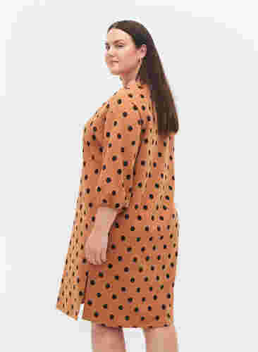Kleid mit Punktmustern und 3/4 Ärmeln, Almond Black Dot, Model image number 1
