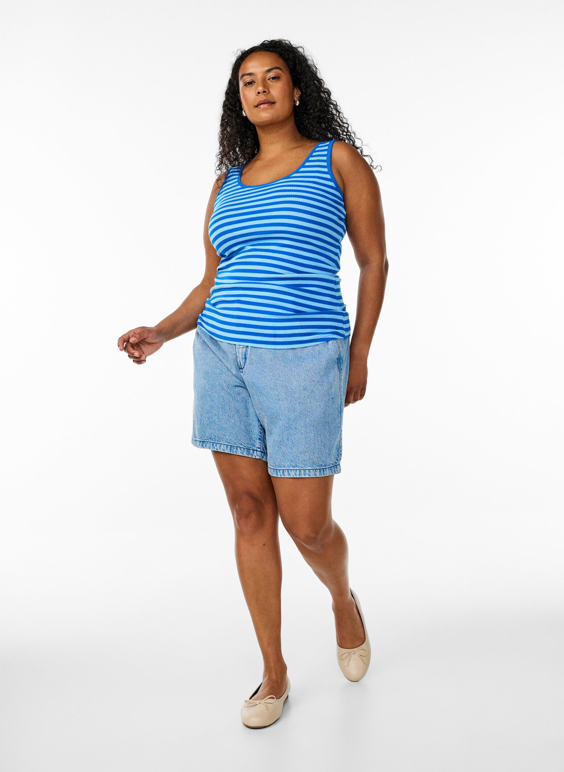 ZizziGestreiftes Tanktop mit Rippenstruktur, Blau, Model image number 1