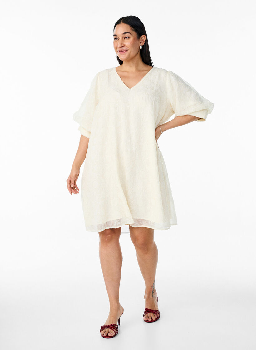 Kurzes Festkleid mit Pailletten, Vanille, Model image number 0