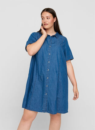 Denim Hemdkleid mit kurzen Ärmeln, Medium Blue denim, Model image number 0