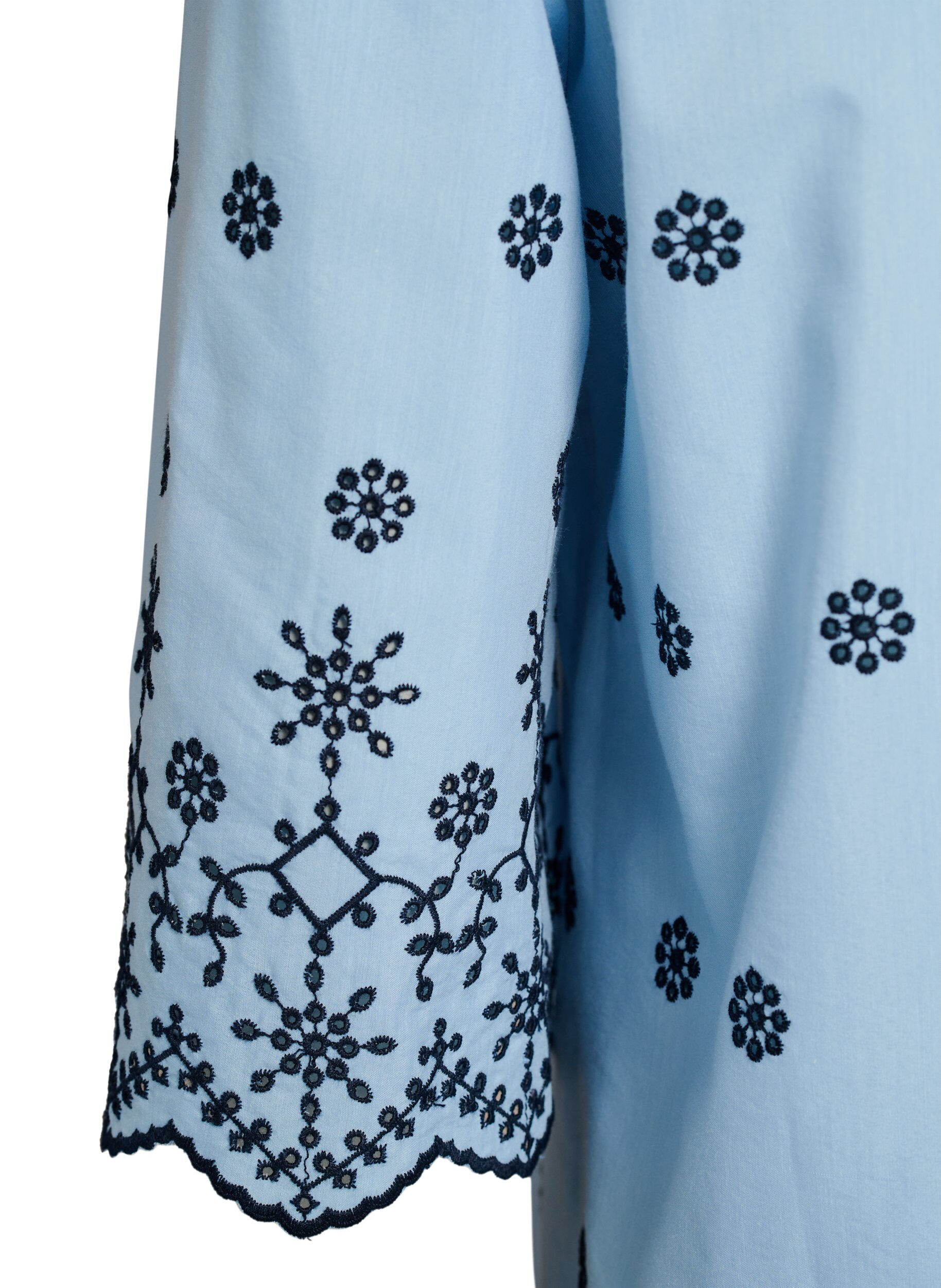 Zizzi Kurzes Kleid mit Stickerei und 3/4-&Auml;rmeln, Blau, Packshot image number 3