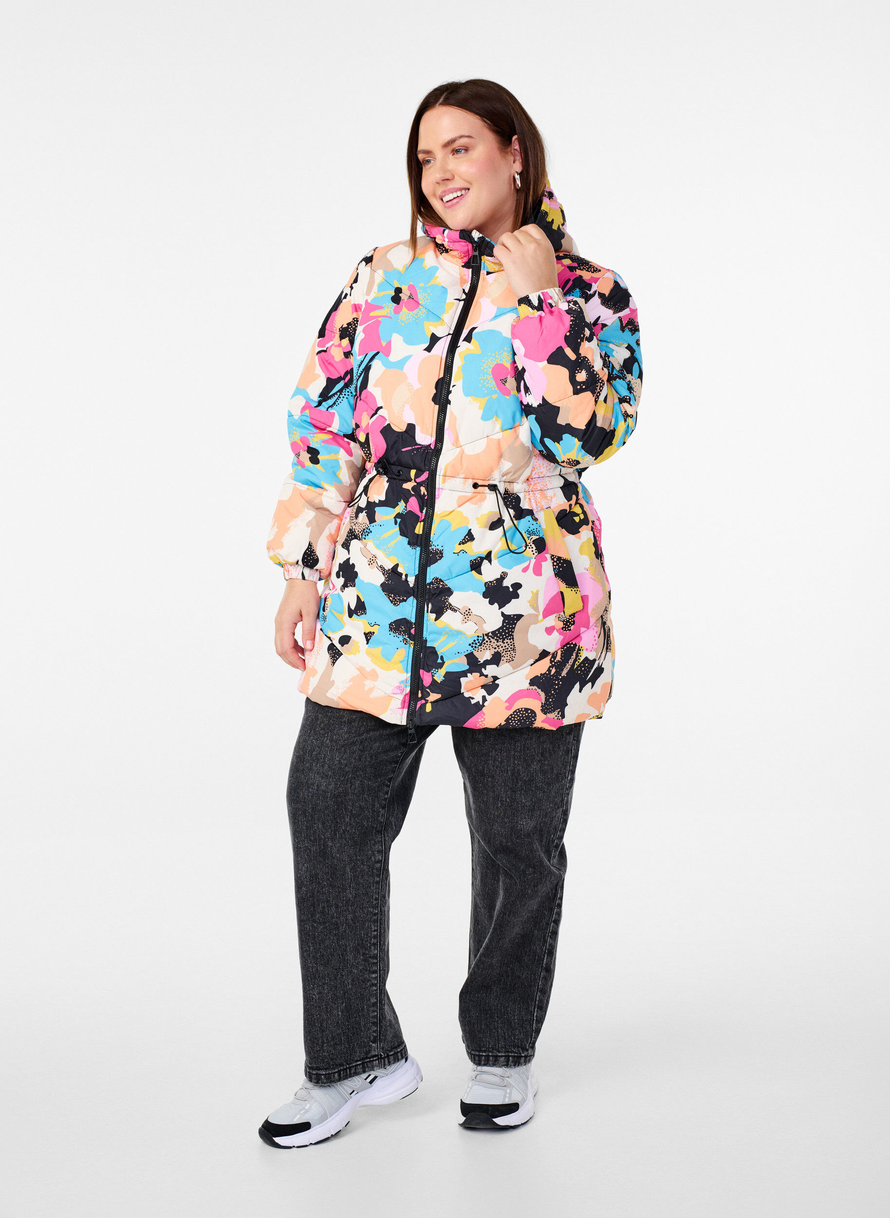 Zizzi Bunte Jacke mit Kapuze, Multi Color, Model image number 2