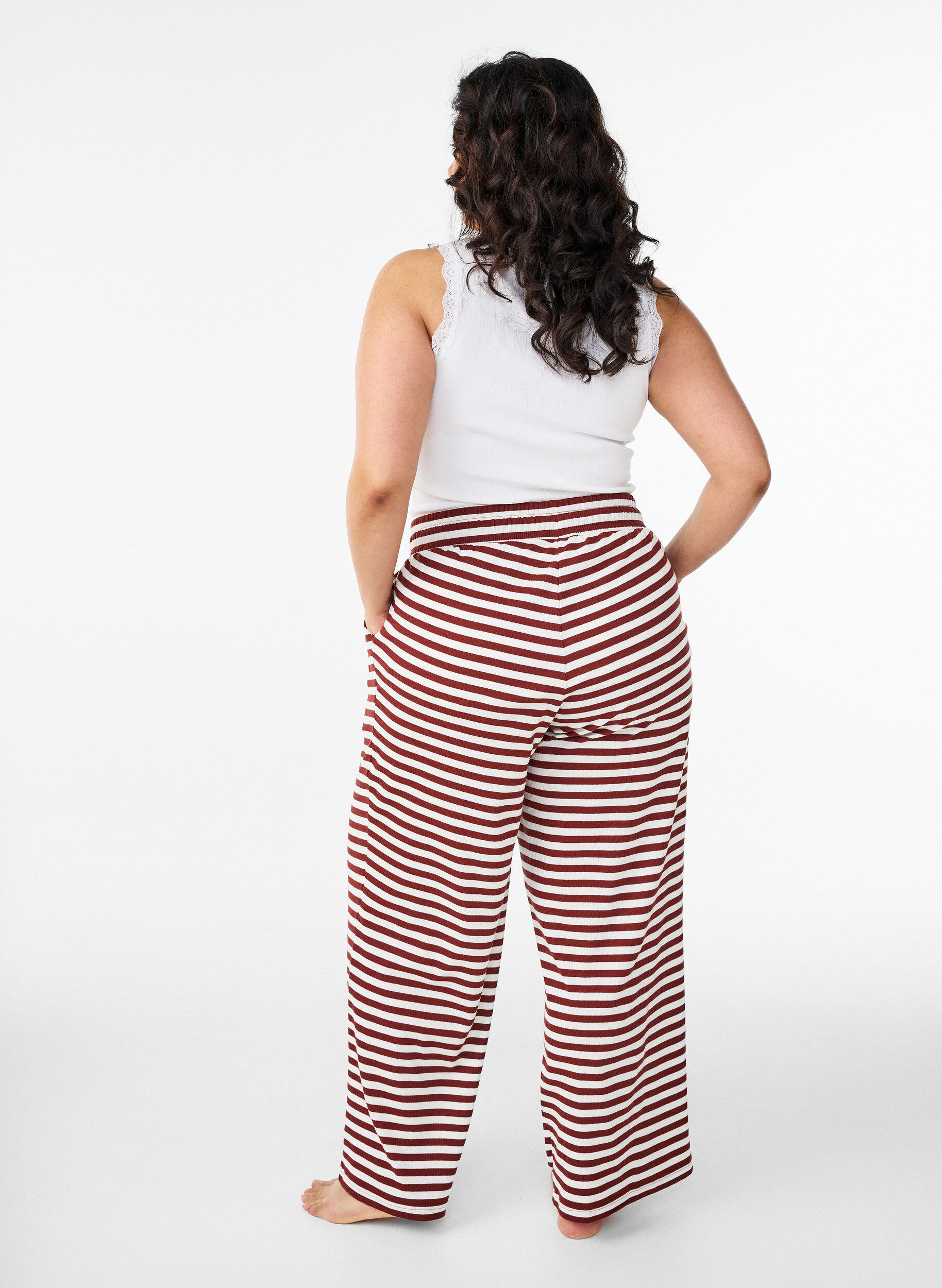 ZizziGestreifte Schlafanzughose mit hoher Taille und weiten Beinen, Rot, Model image number 1