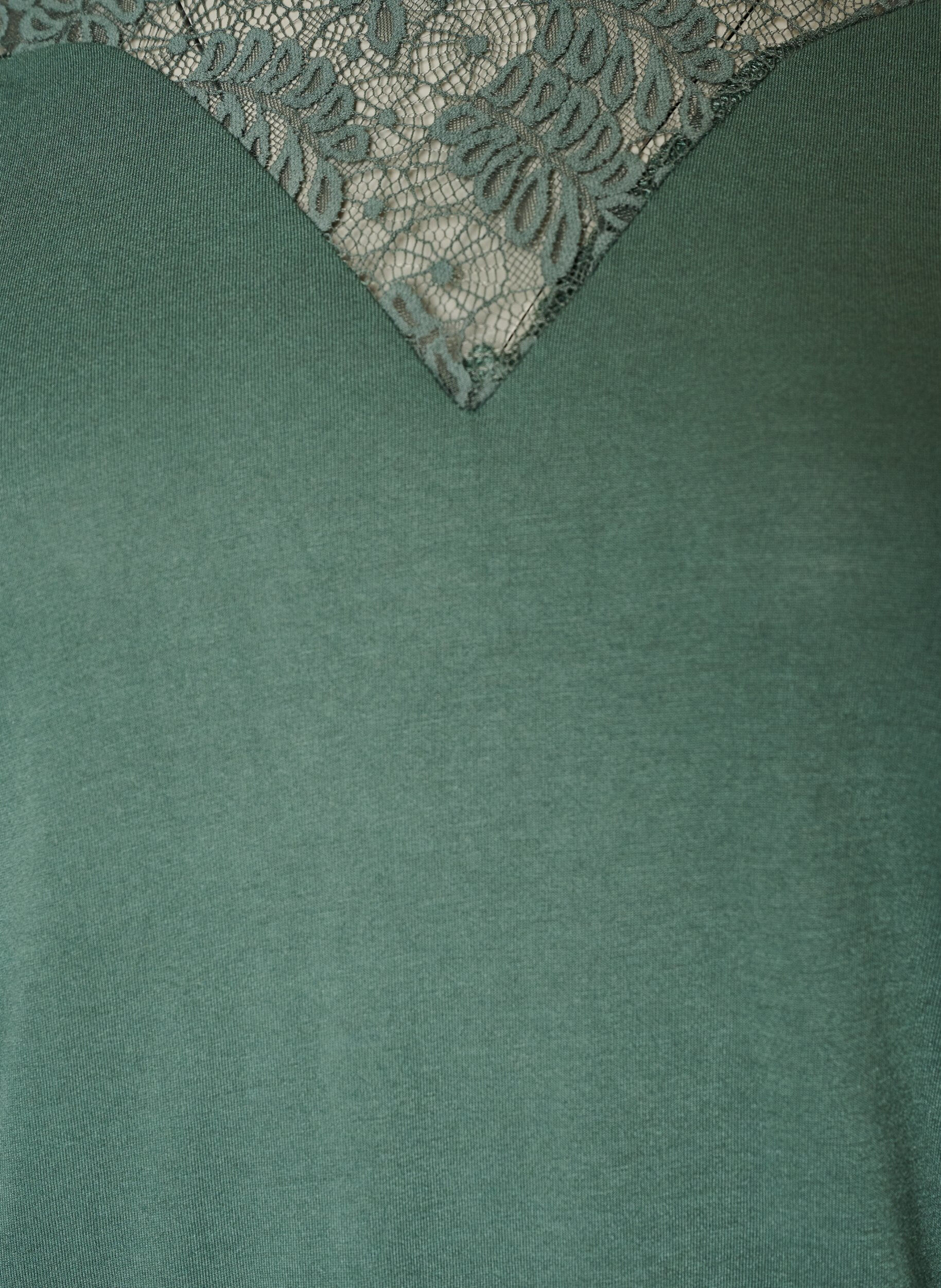 ZizziBluse mit Spitzeneinsatz und Ballon&auml;rmeln, Gr&uuml;n, Packshot image number 2