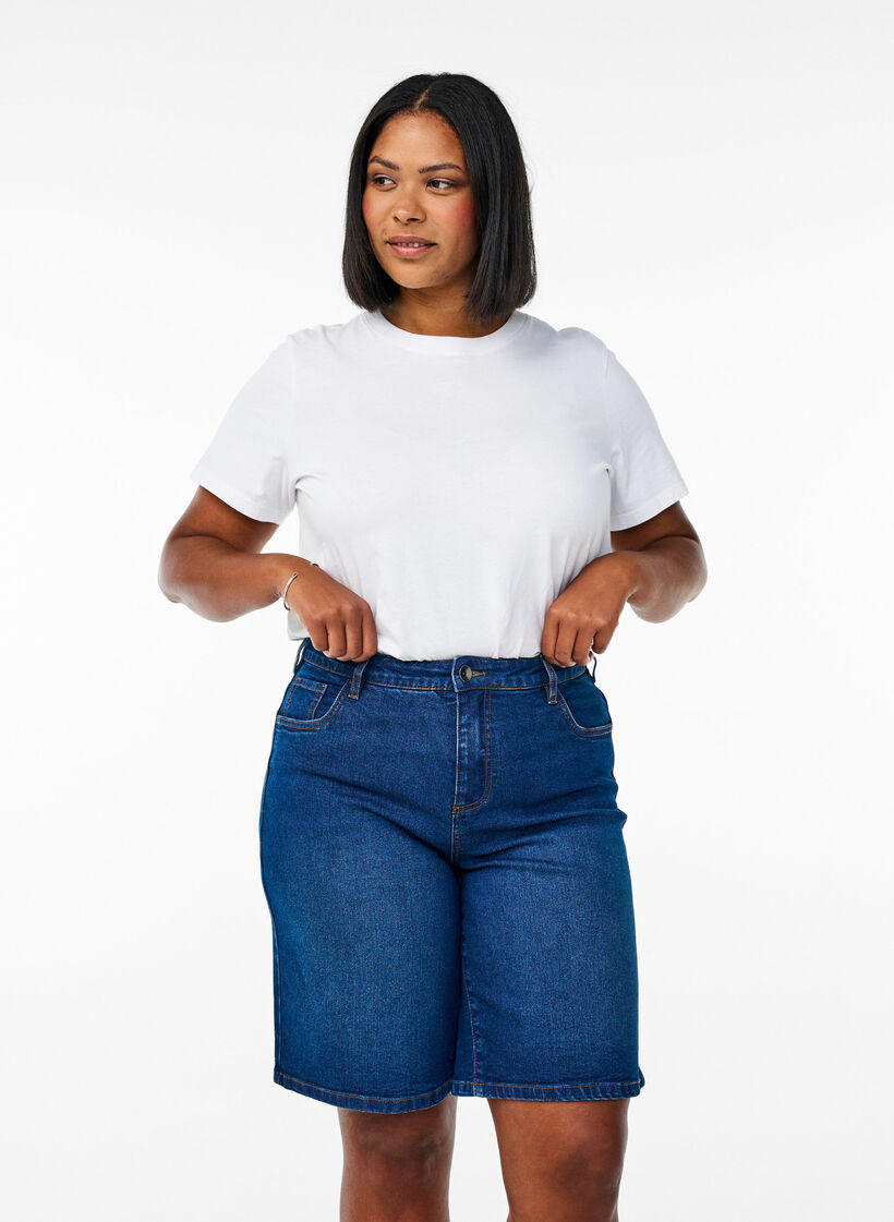 FLASH - Locker sitzende Jeansshorts mit hoher Taille, Blau, Model image number 0