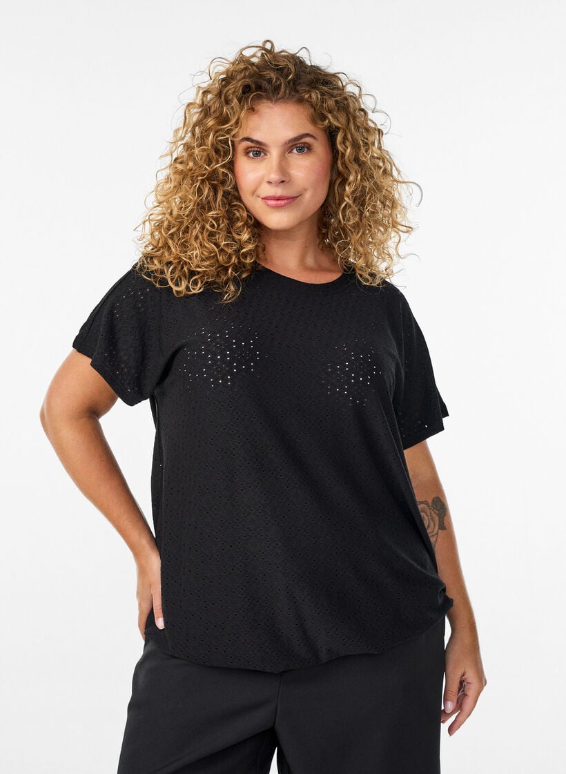 Bluse mit Lochstickerei und Ballon&auml;rmeln, Schwarz, Model image number 0