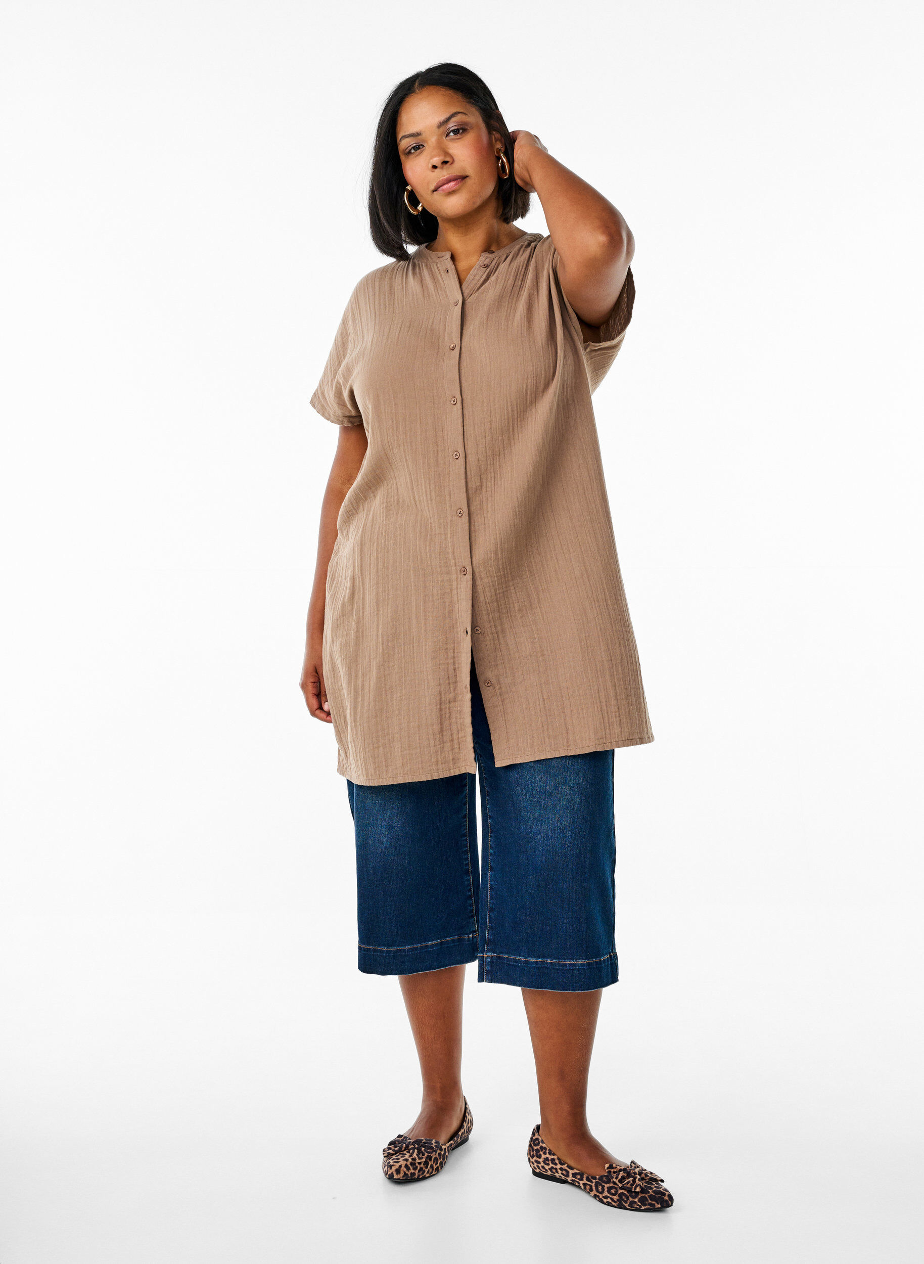 Zizzi Lange Bluse aus Baumwollmusselin, Braun, Model image number 1
