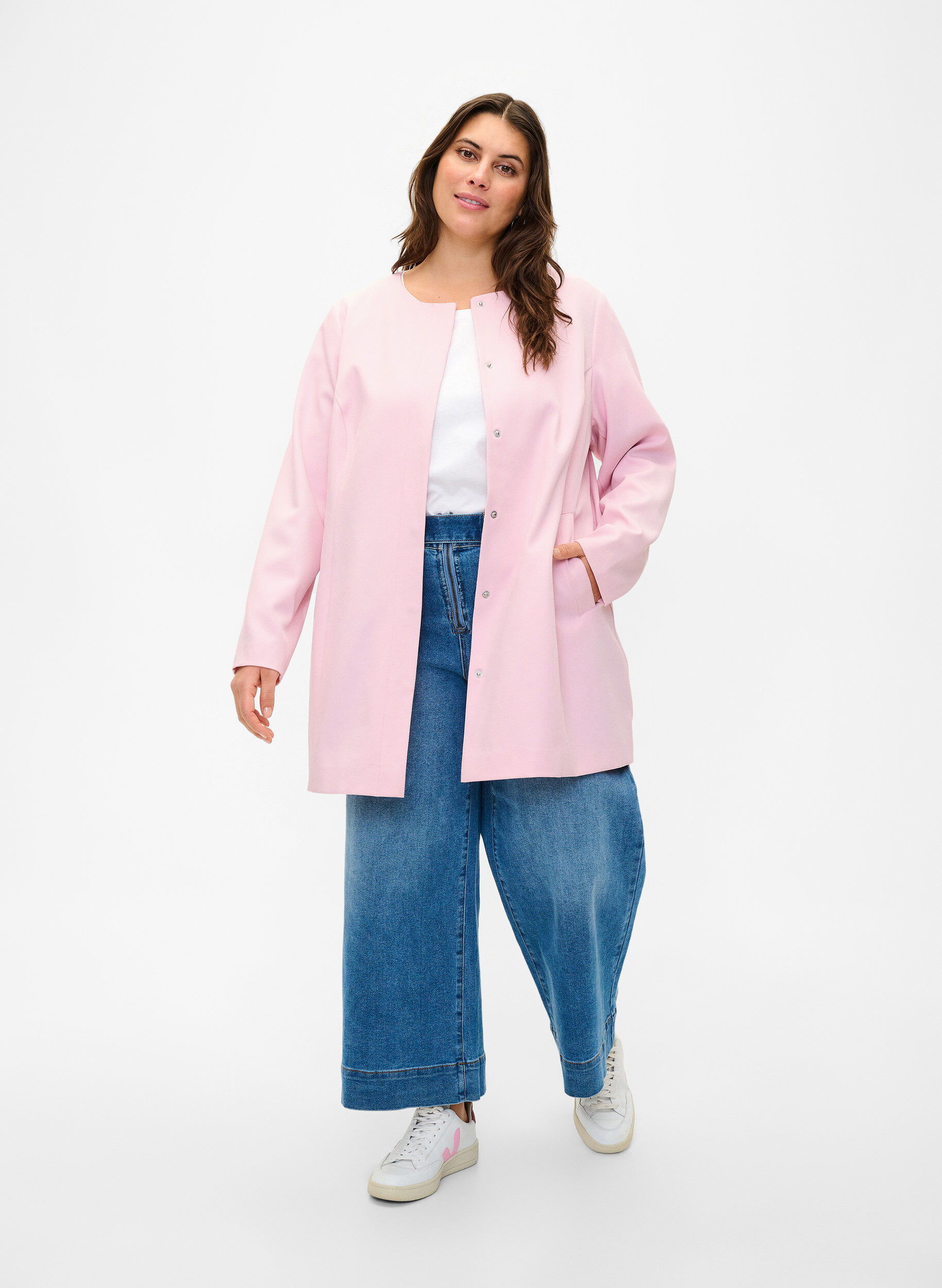 Zizzi Fr&uuml;hlingsjacke mit verdeckter Knopfleiste, Parfait Pink, Model image number 2