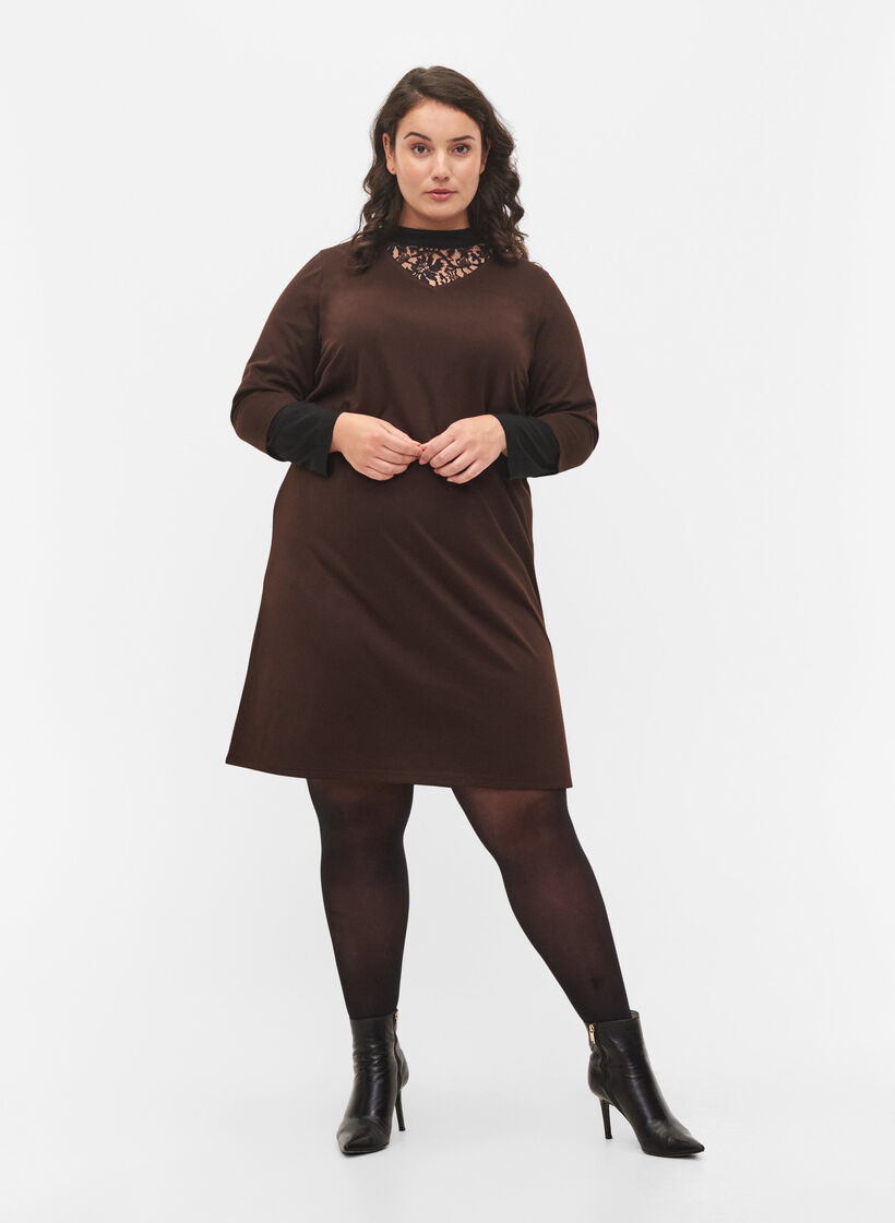 Einfarbiges Kleid mit V-Ausschnitt und 3/4 Ärmeln, Coffee Bean, Model image number 2