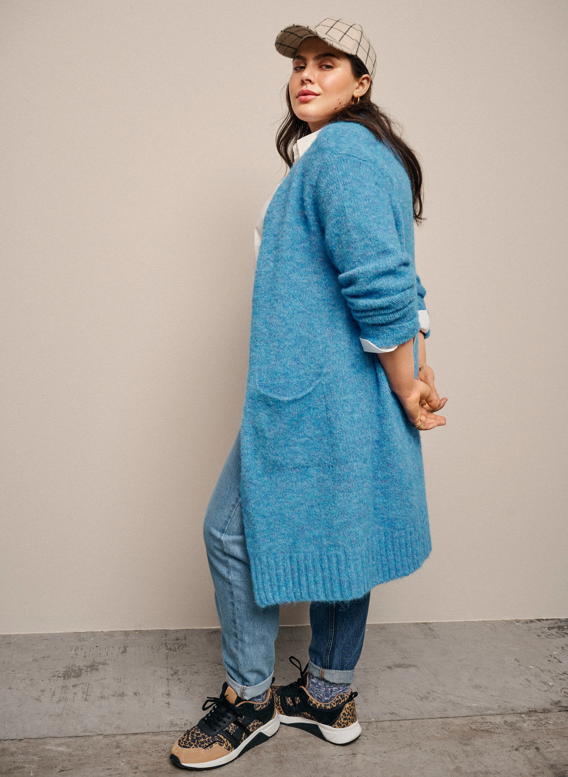 Zizzi Lange Strickjacke mit Wolle und Taschen, French Blue, Image image number 0