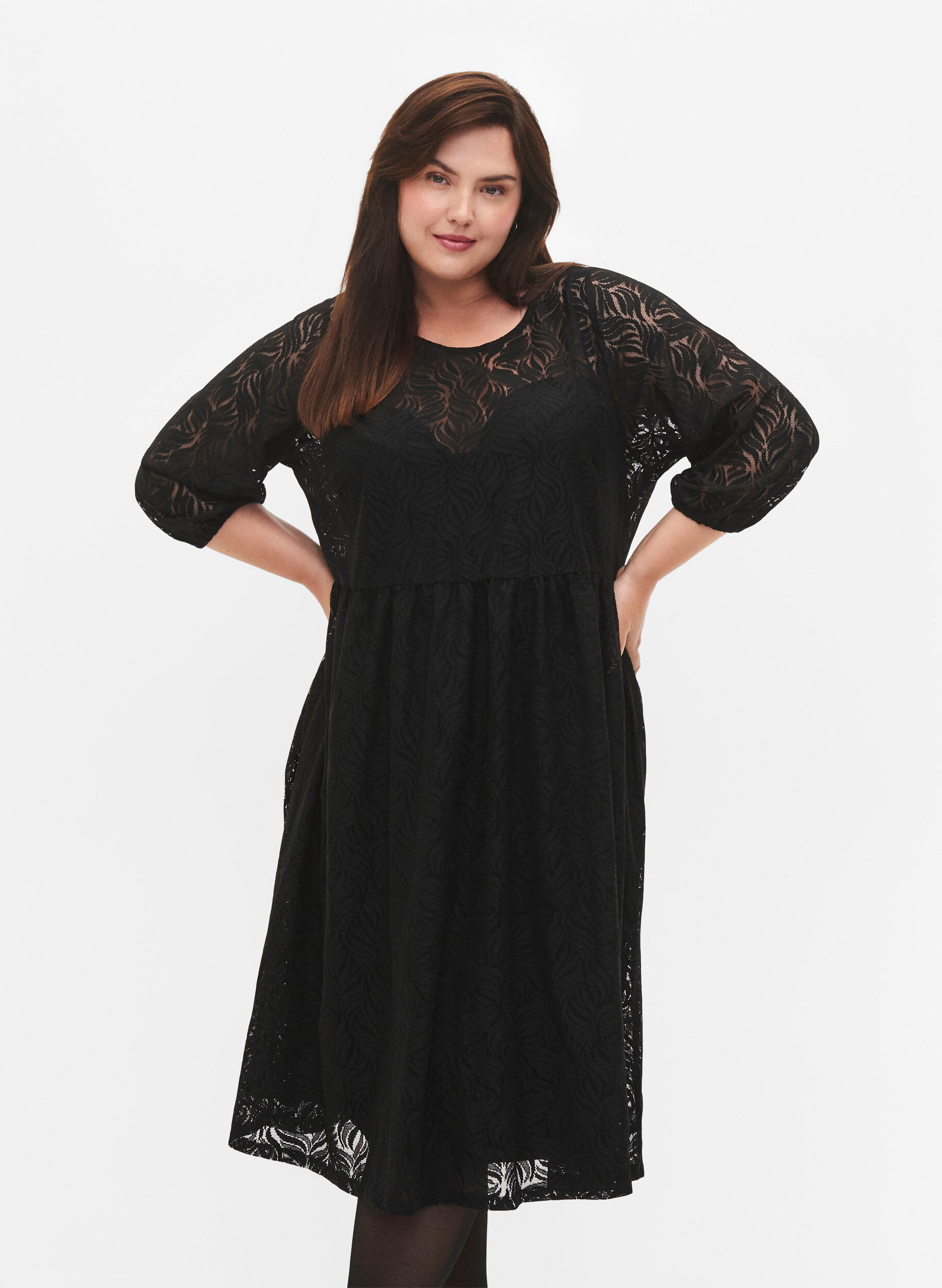 Zizzi Spitzenkleid mit 3/4 &Auml;rmeln, Black, Model image number 0