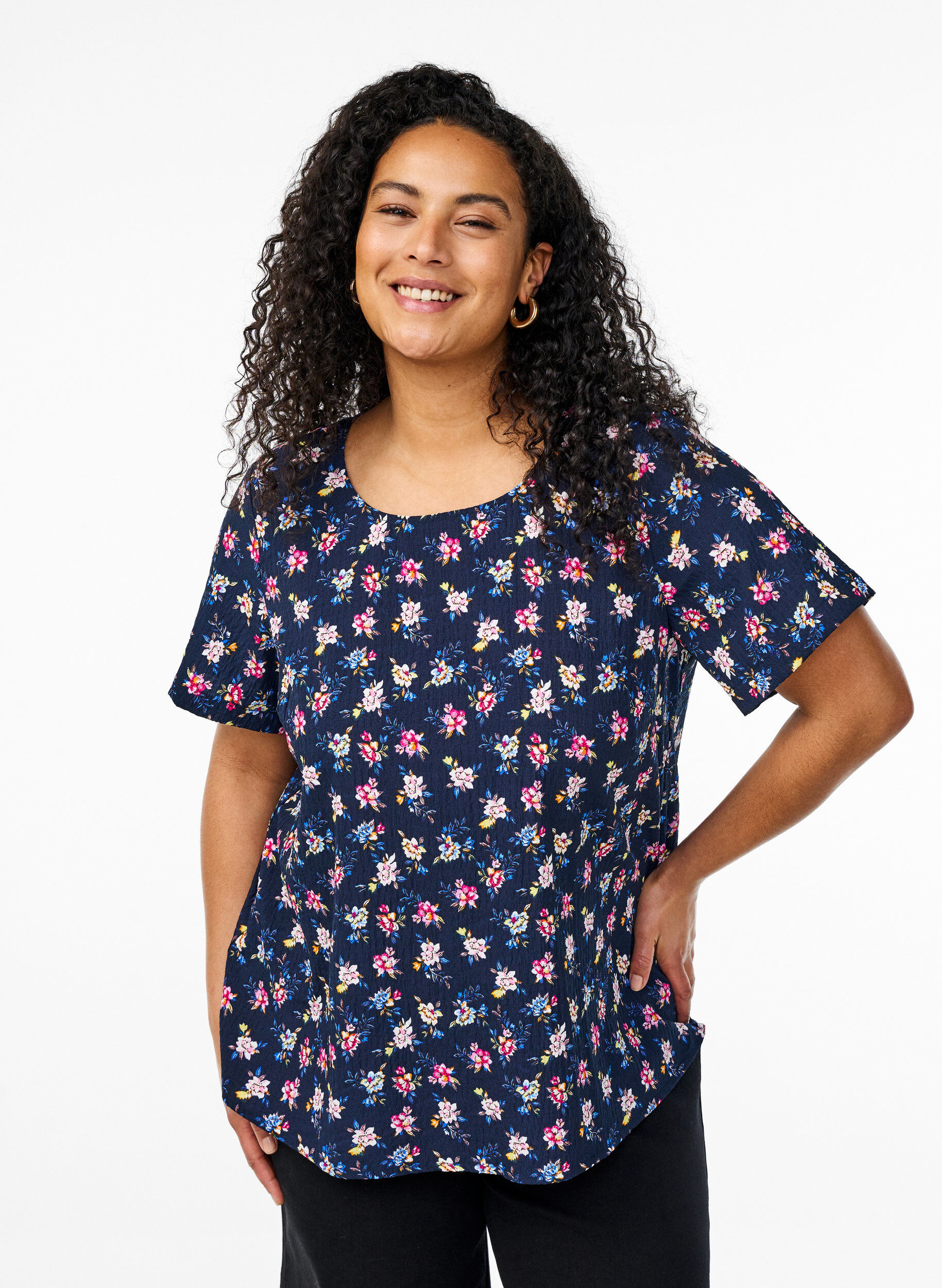 ZizziBluse mit Struktur und kurzen &Auml;rmeln, Blau, Model image number 0