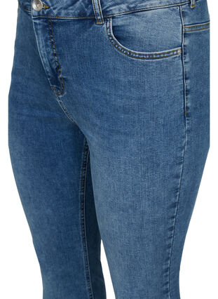 Super schmale Amy Jeans aus einem Baumwollmix, Blue denim, Packshot image number 2