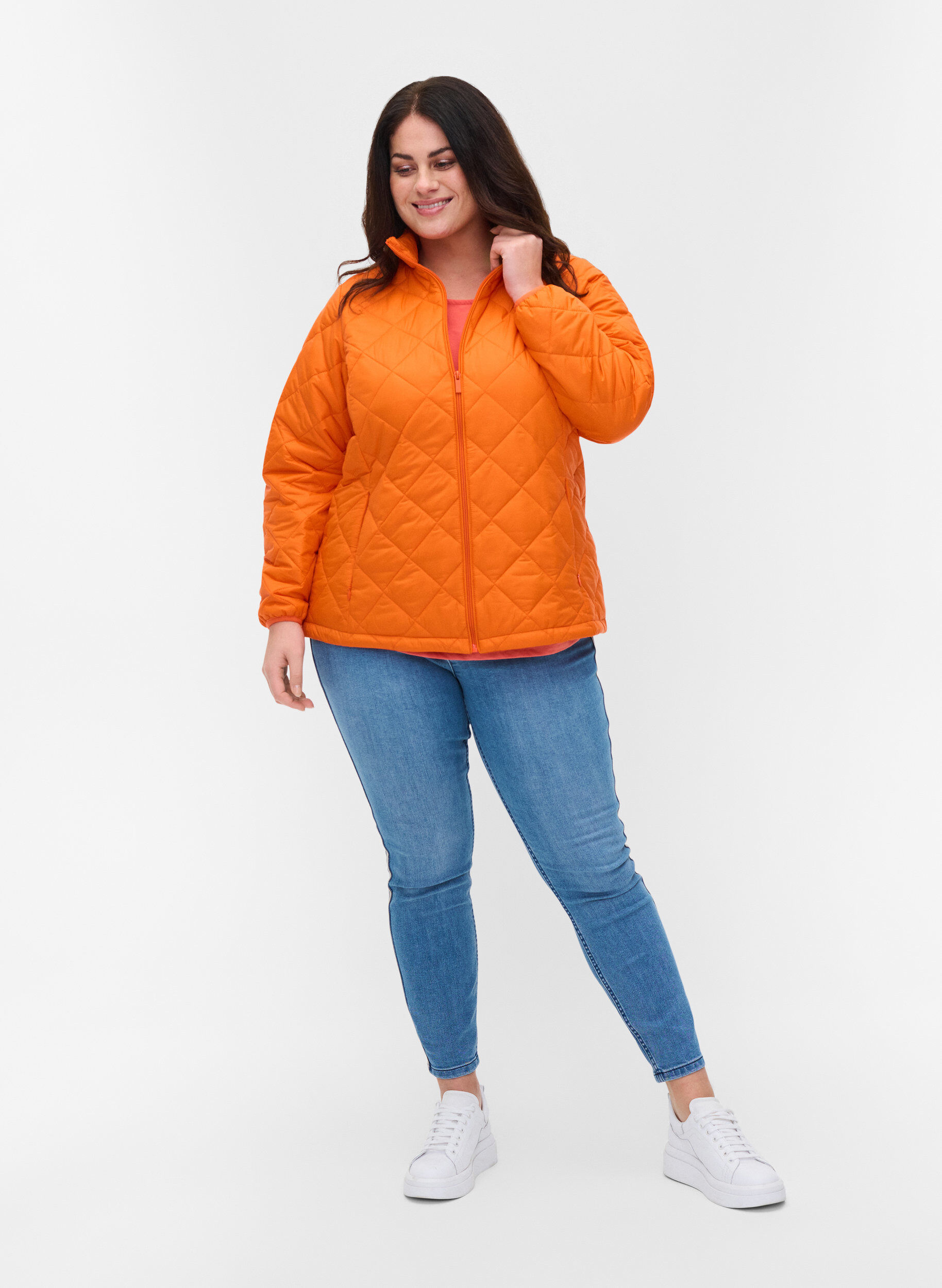 Zizzi Gesteppte Leichtgewichtsjacke mit Rei&szlig;verschluss und Taschen, Mandarin Orange, Model image number 2