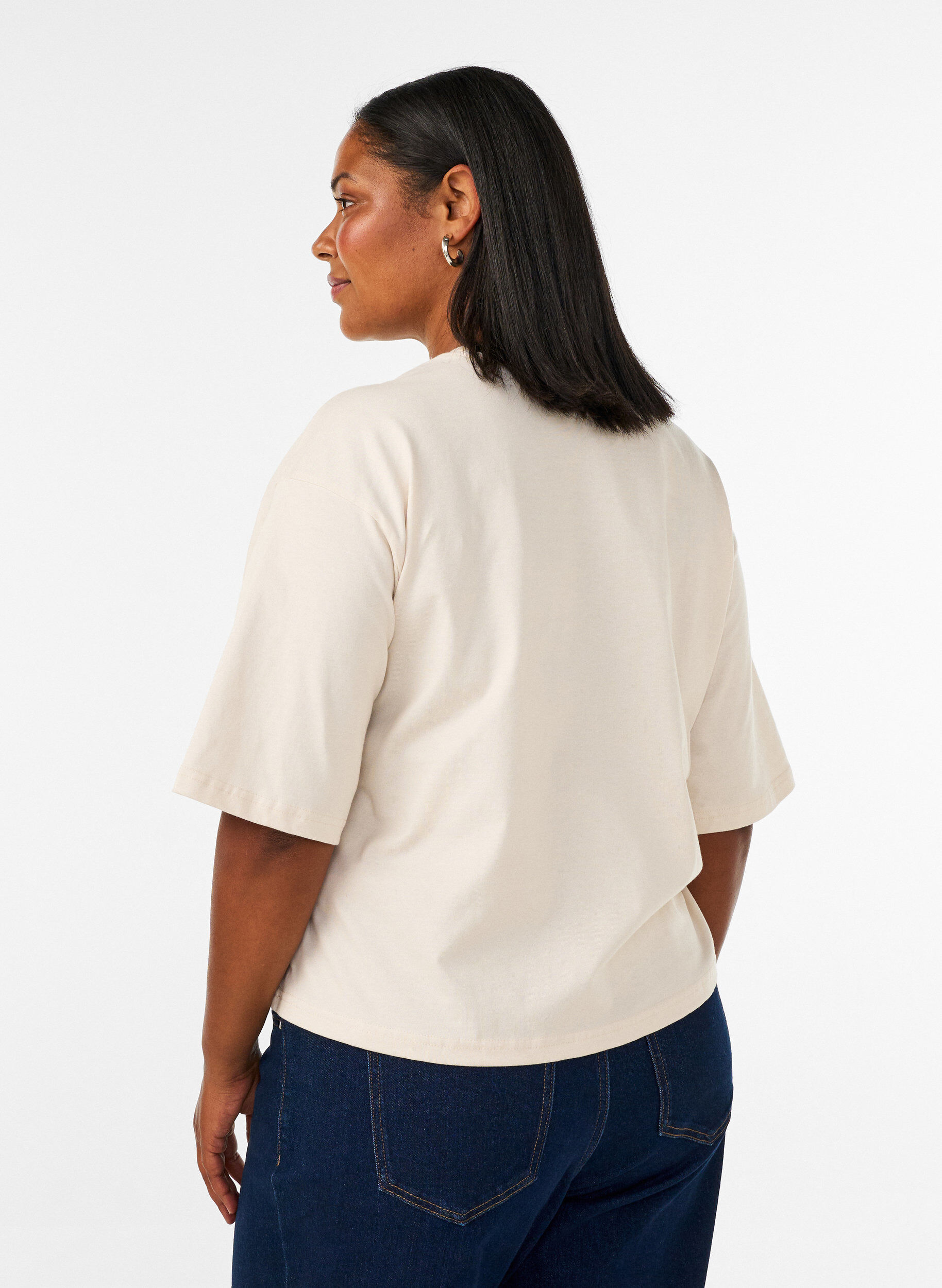 ZizziT-Shirt mit Textaufdruck und Badges, Beige, Model image number 2