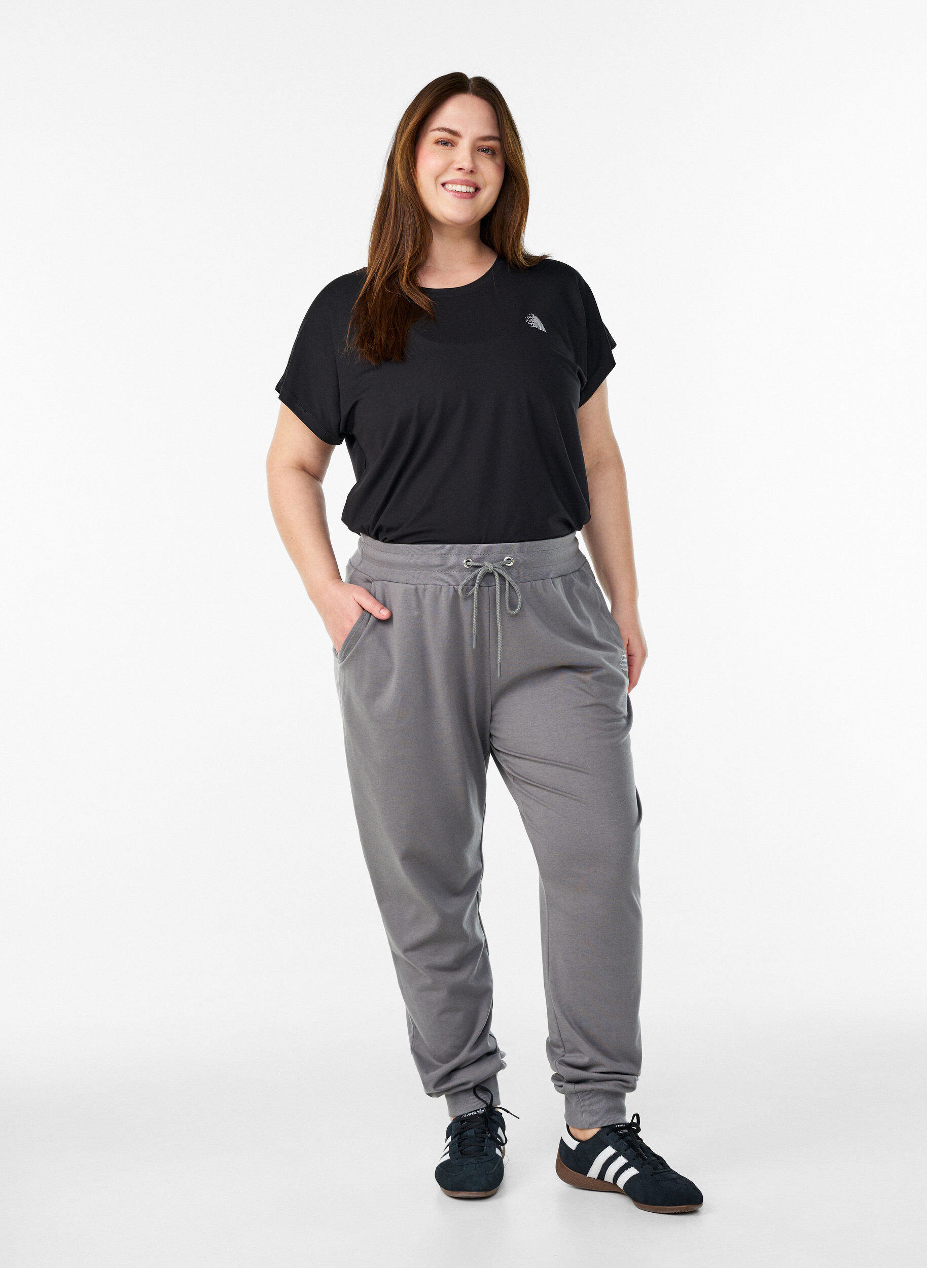 ZizziLockere Trainingshose mit Taschen, Grau, Model image number 1