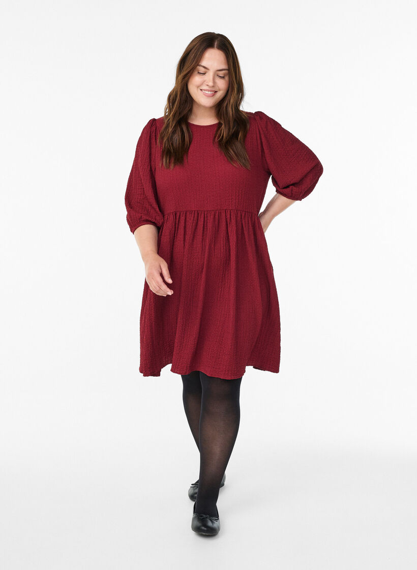 Kurzes Kleid aus strukturiertem Stoff mit 3/4-&Auml;rmeln, Dunkles Bordeaux, Model image number 1