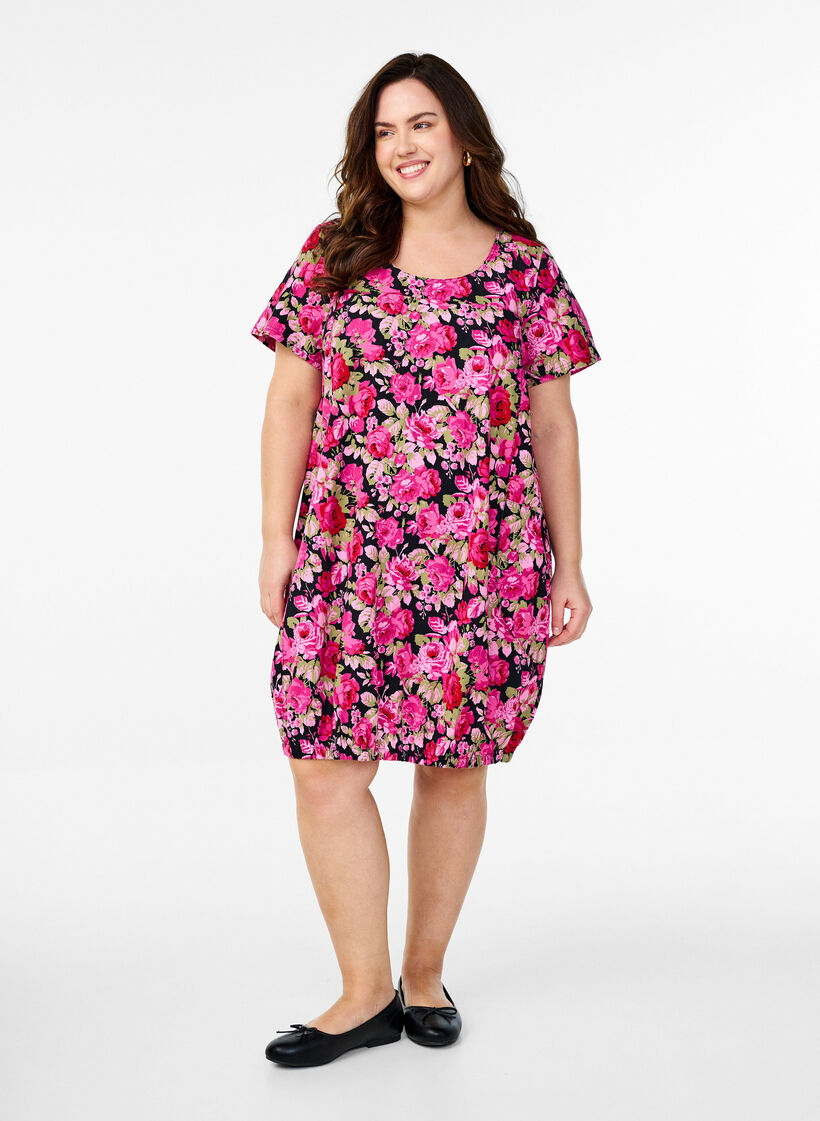 Kurz&auml;rmliges Baumwollkleid mit Aufdruck, Schwarz, Model image number 1