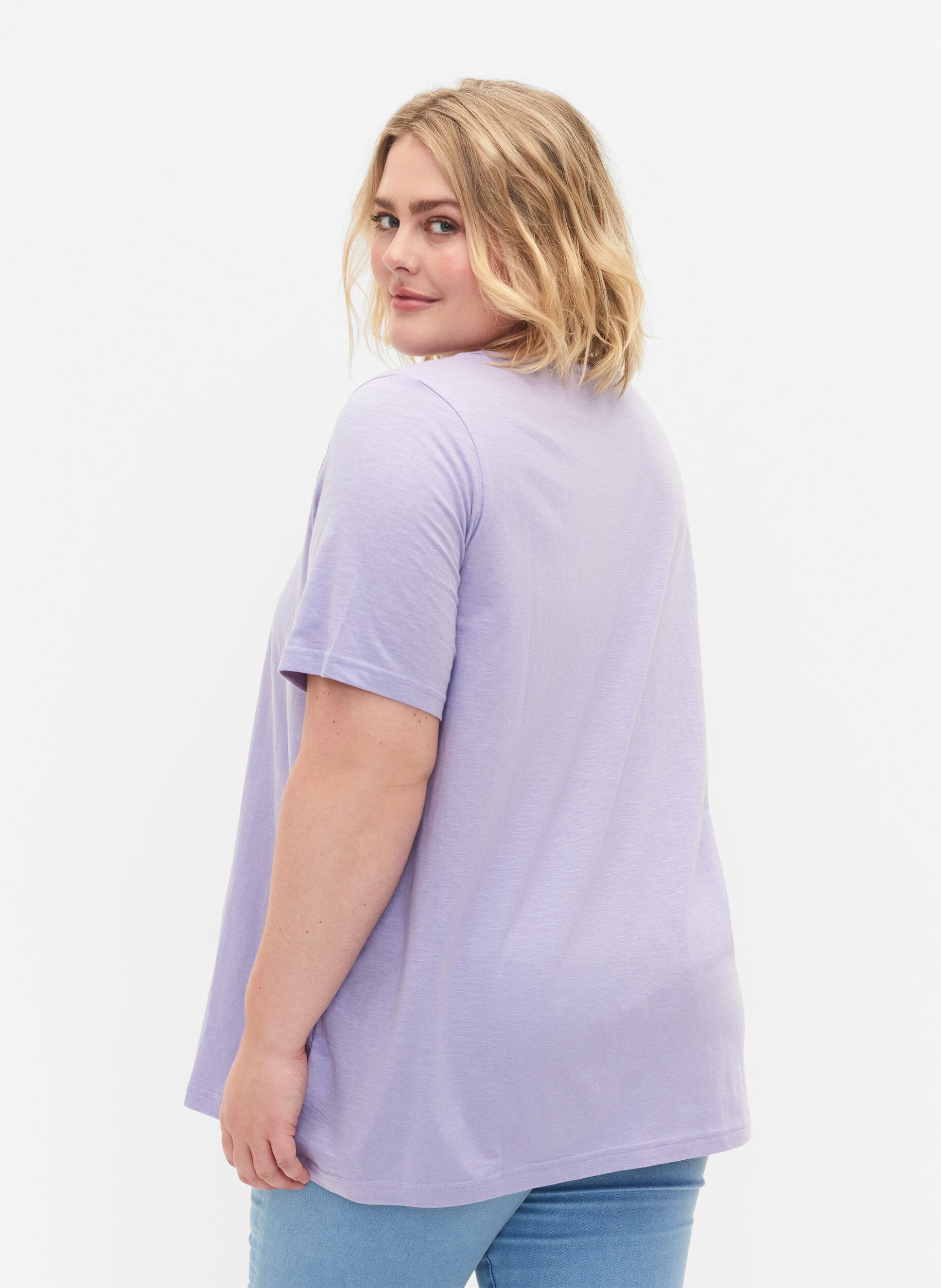 Zizzi T-Shirt aus Baumwolle mit Spitzenband, Lavender, Model image number 1