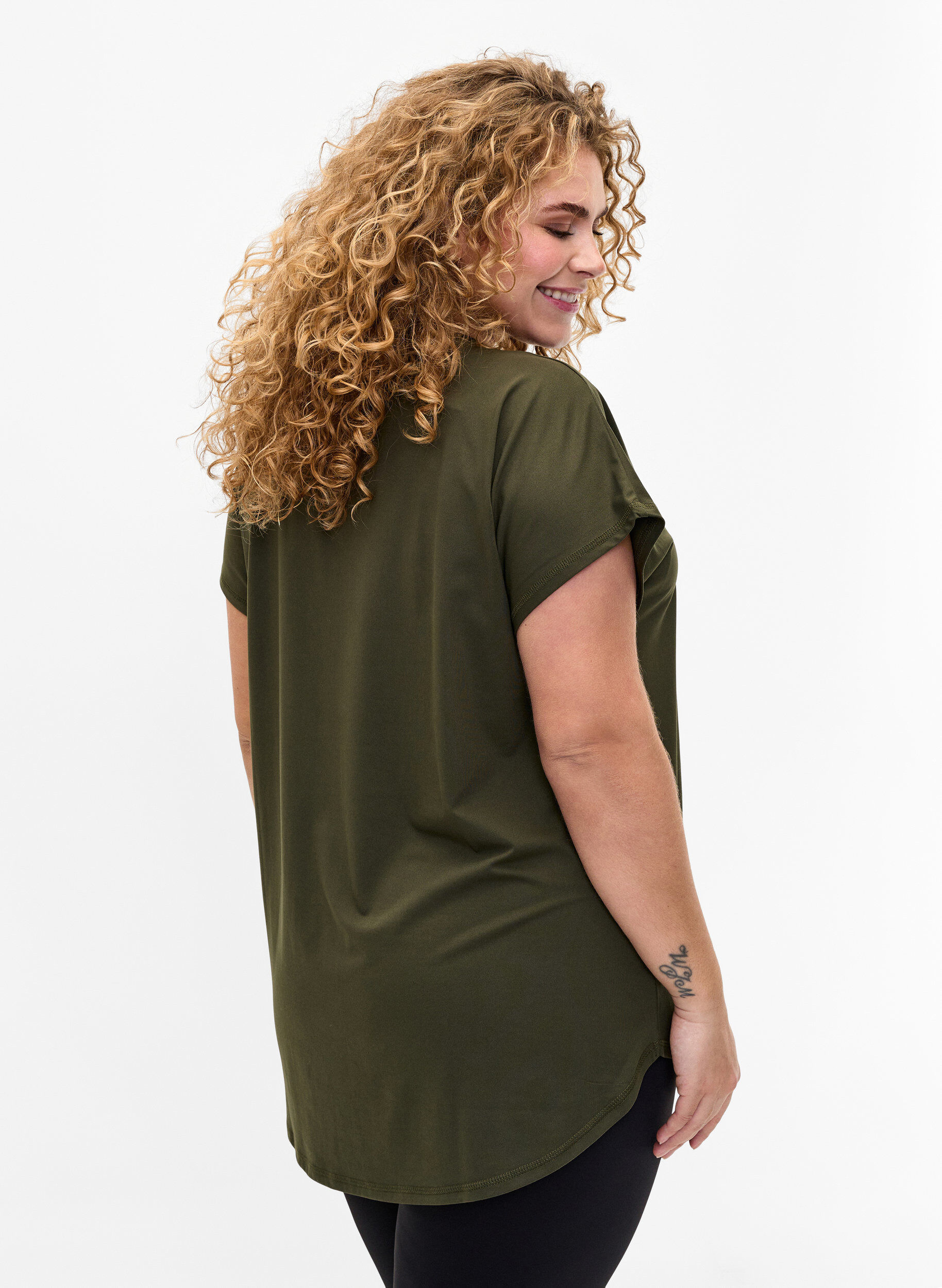 Zizzi Trainings-T-Shirt mit V-Ausschnitt, Forest Night, Model image number 1