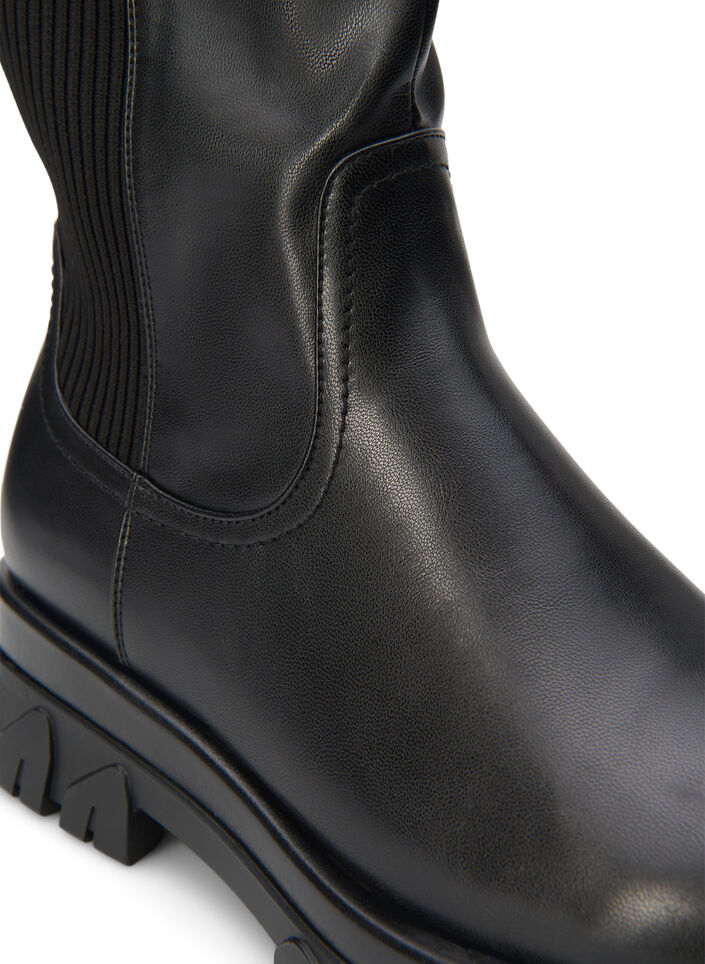 Extra-Weite - Hoher Stiefel mit Gummizug und Reißverschluss, Schwarz, Packshot image number 3