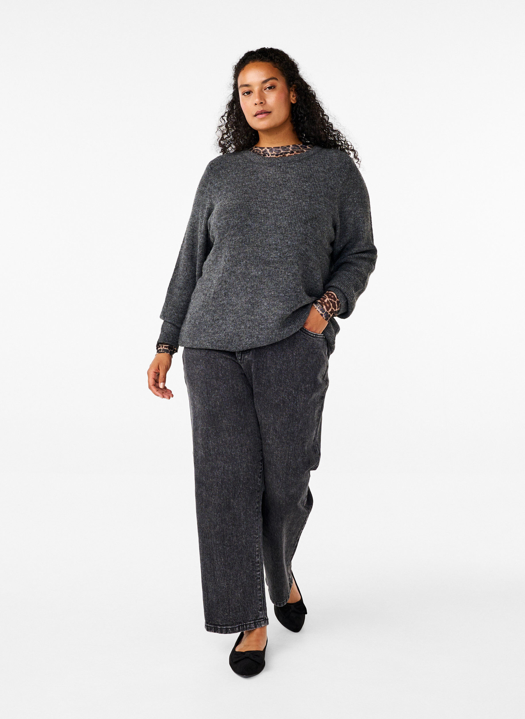 Zizzi Melange-Pullover mit Rundhalsausschnitt, Dark Grey Black Mel., Model image number 2