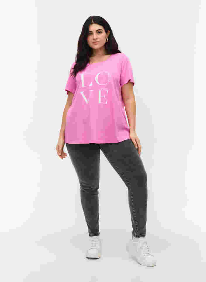 T-Shirt aus Baumwolle mit Print, Cyclamen LOVE, Model image number 2