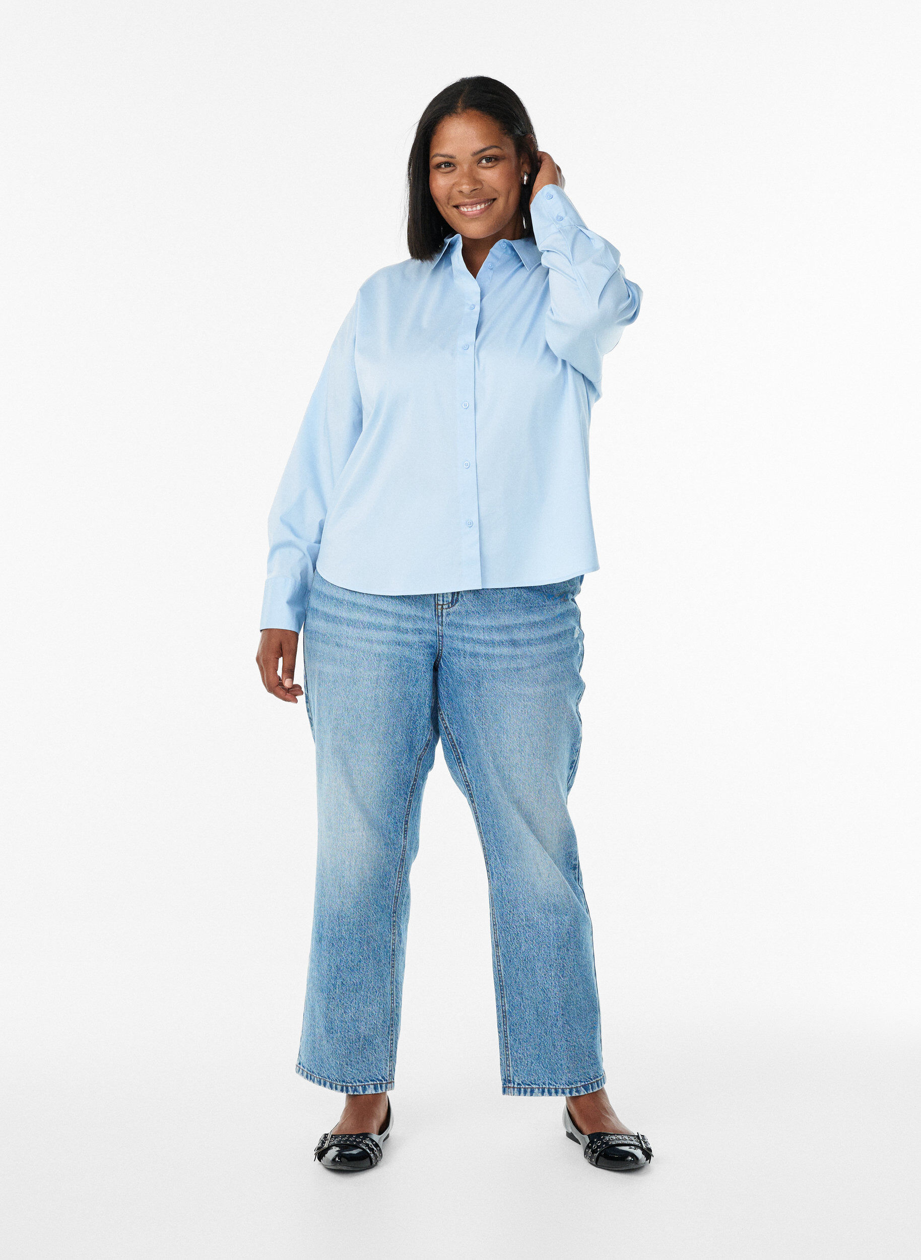 Zizzi Klassisches Hemd aus Baumwolle mit lockerer Passform, Blau, Model image number 1